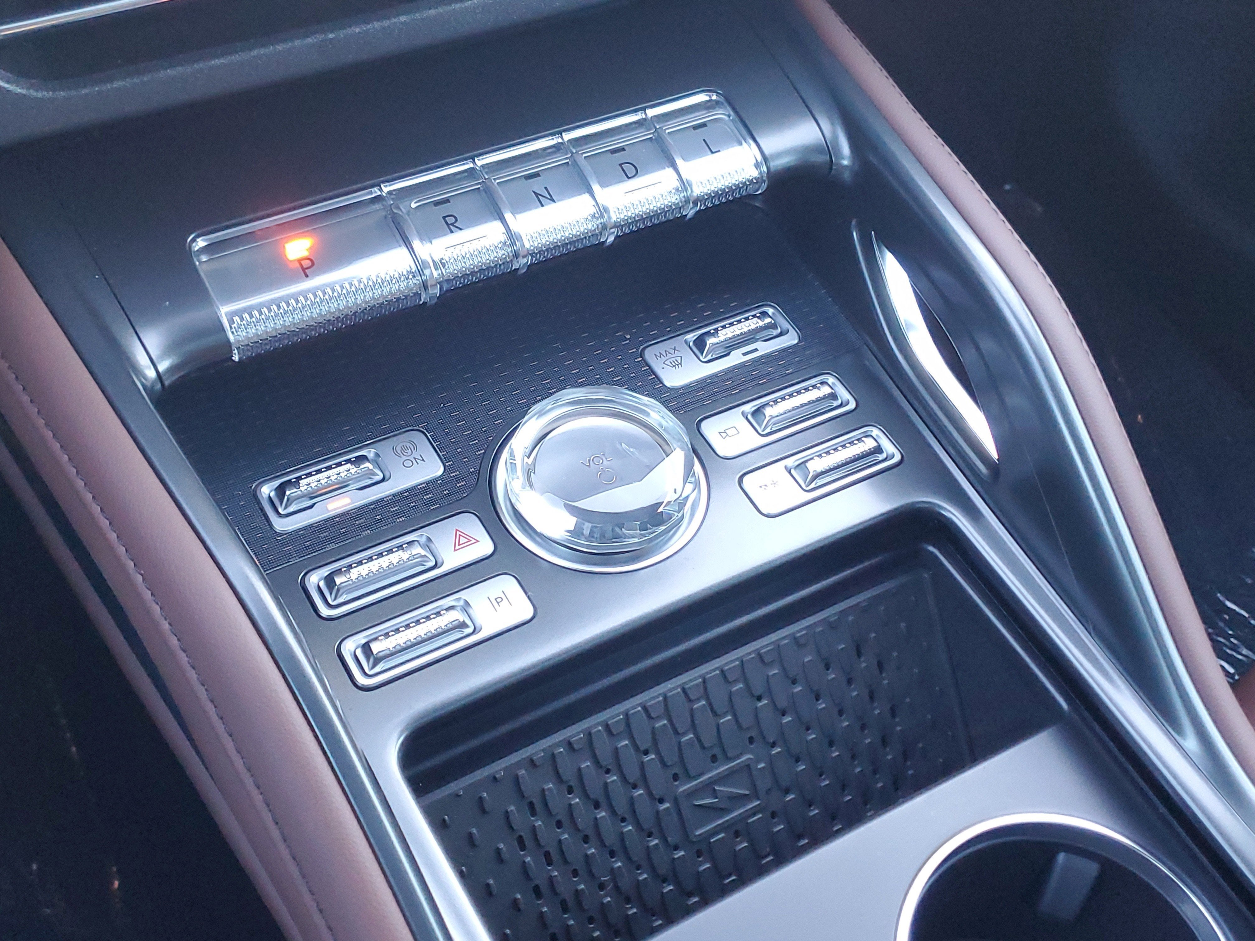 2026 Lincoln Nautilus Reserve Hybrid