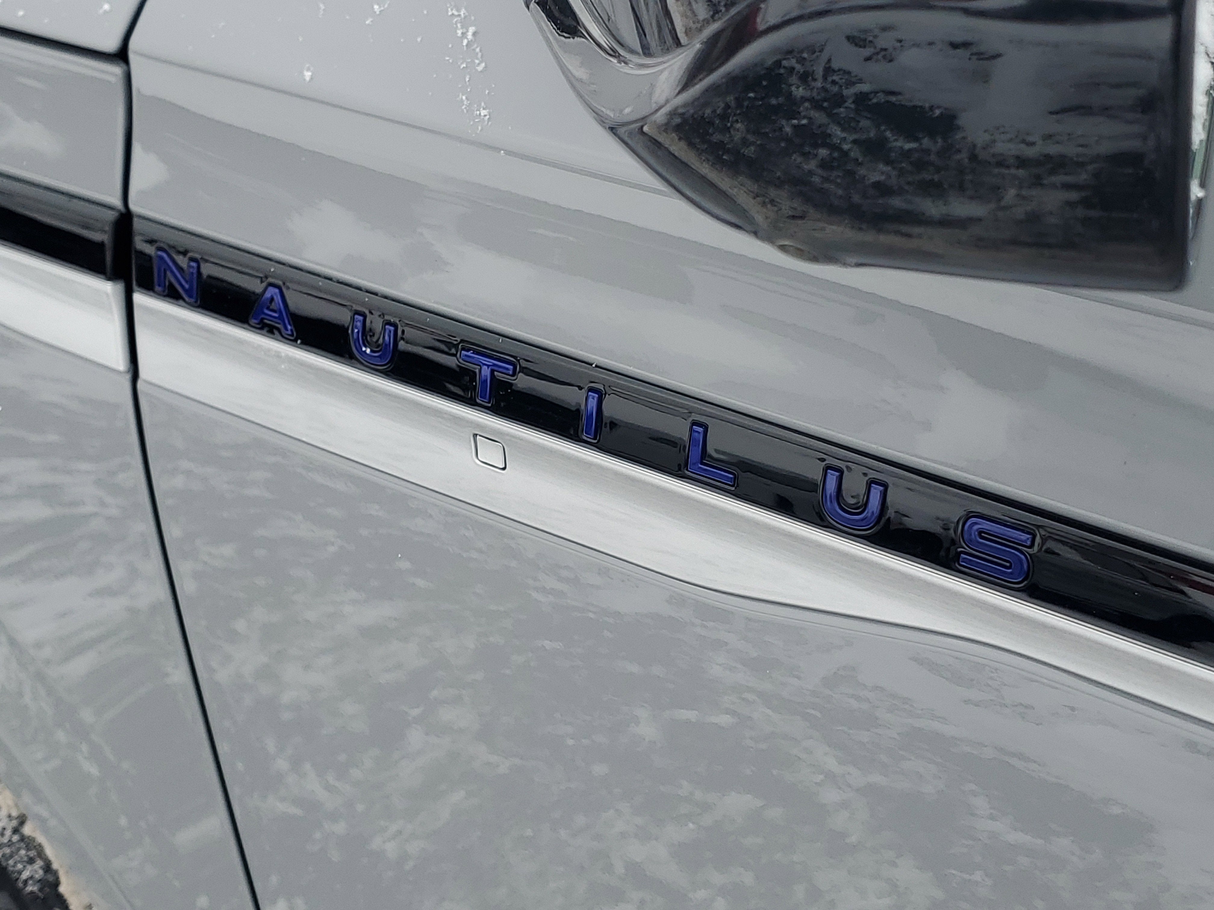 2026 Lincoln Nautilus Reserve Hybrid