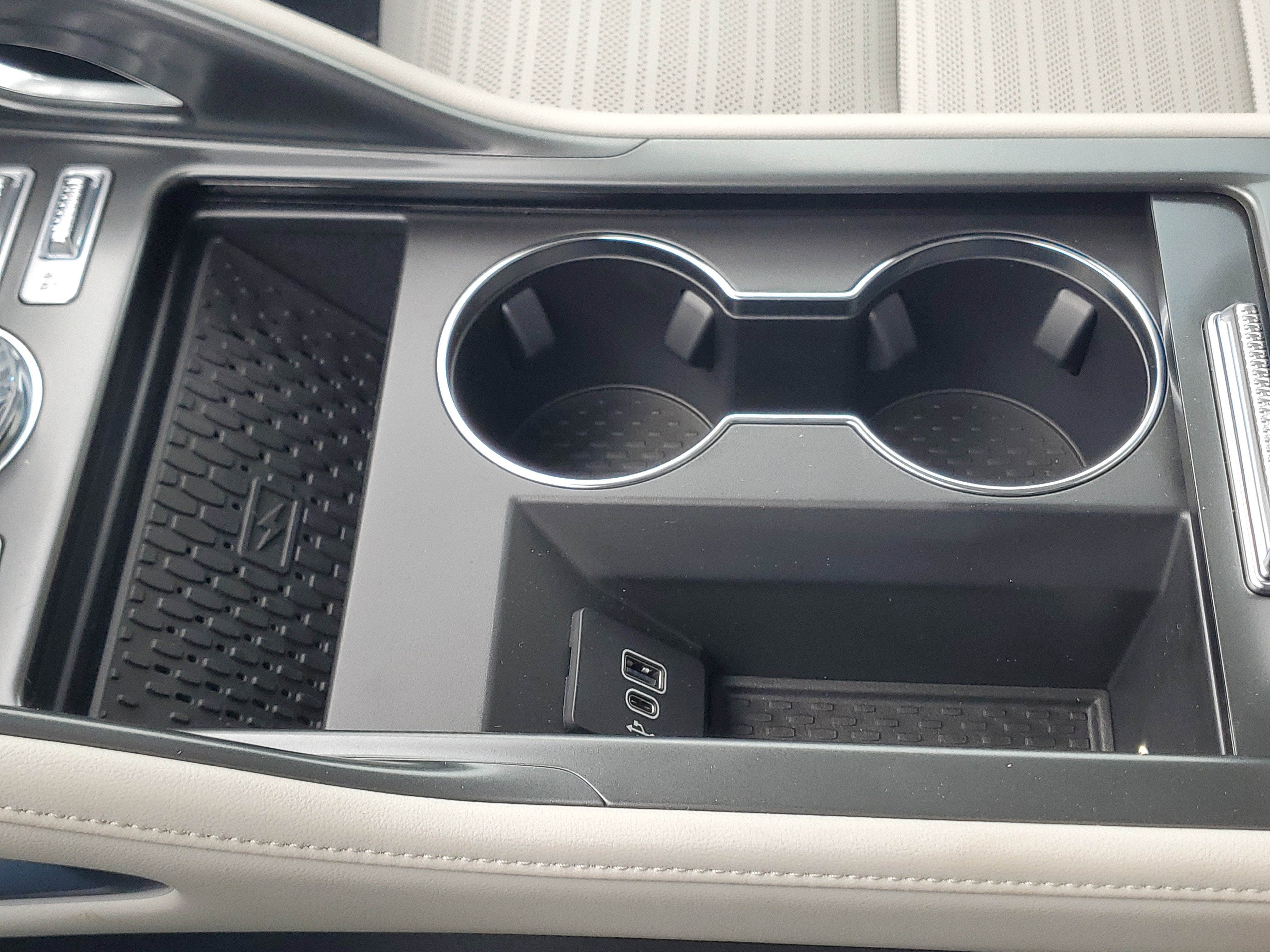 2026 Lincoln Nautilus Reserve Hybrid