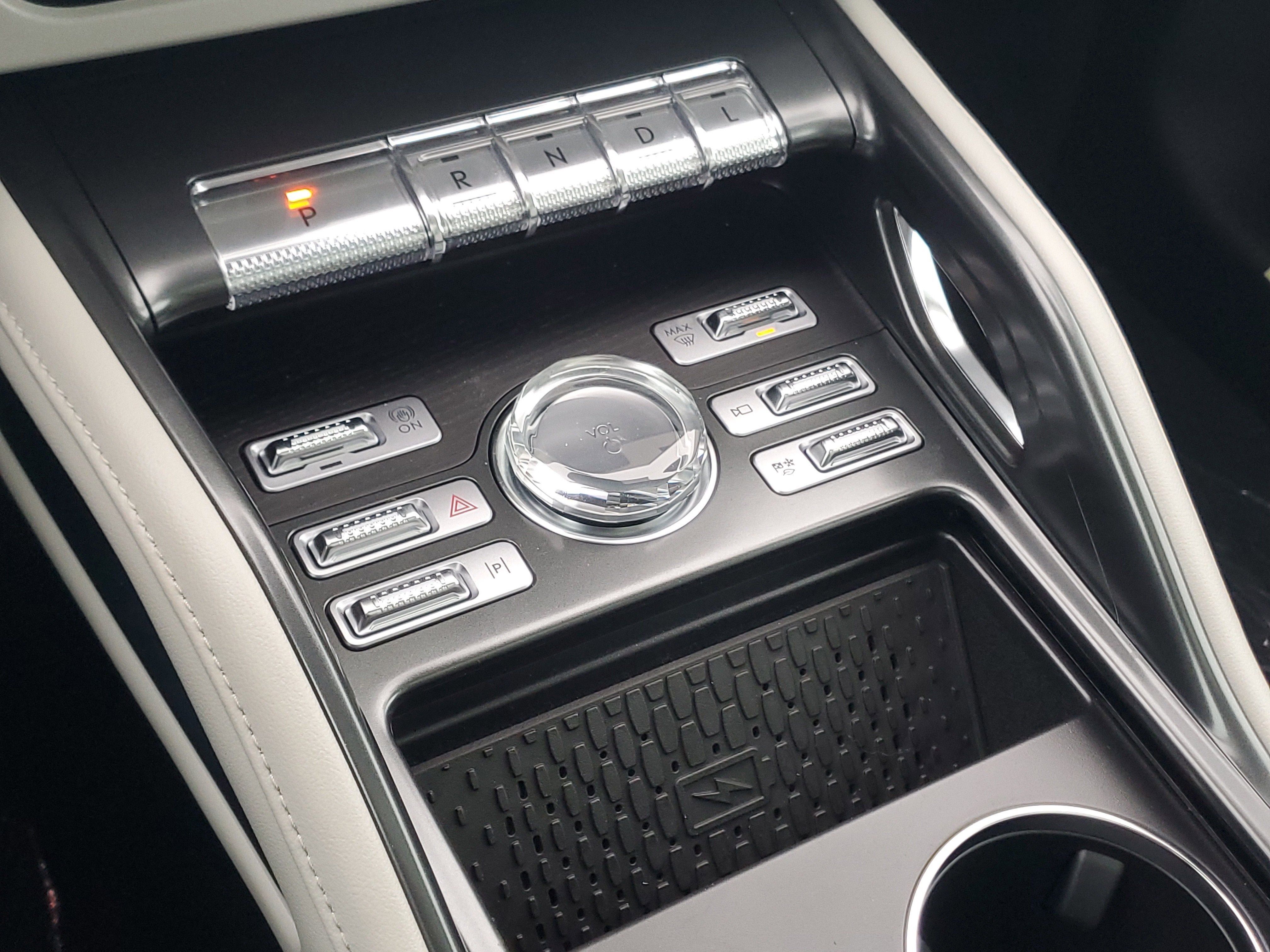 2026 Lincoln Nautilus Reserve Hybrid