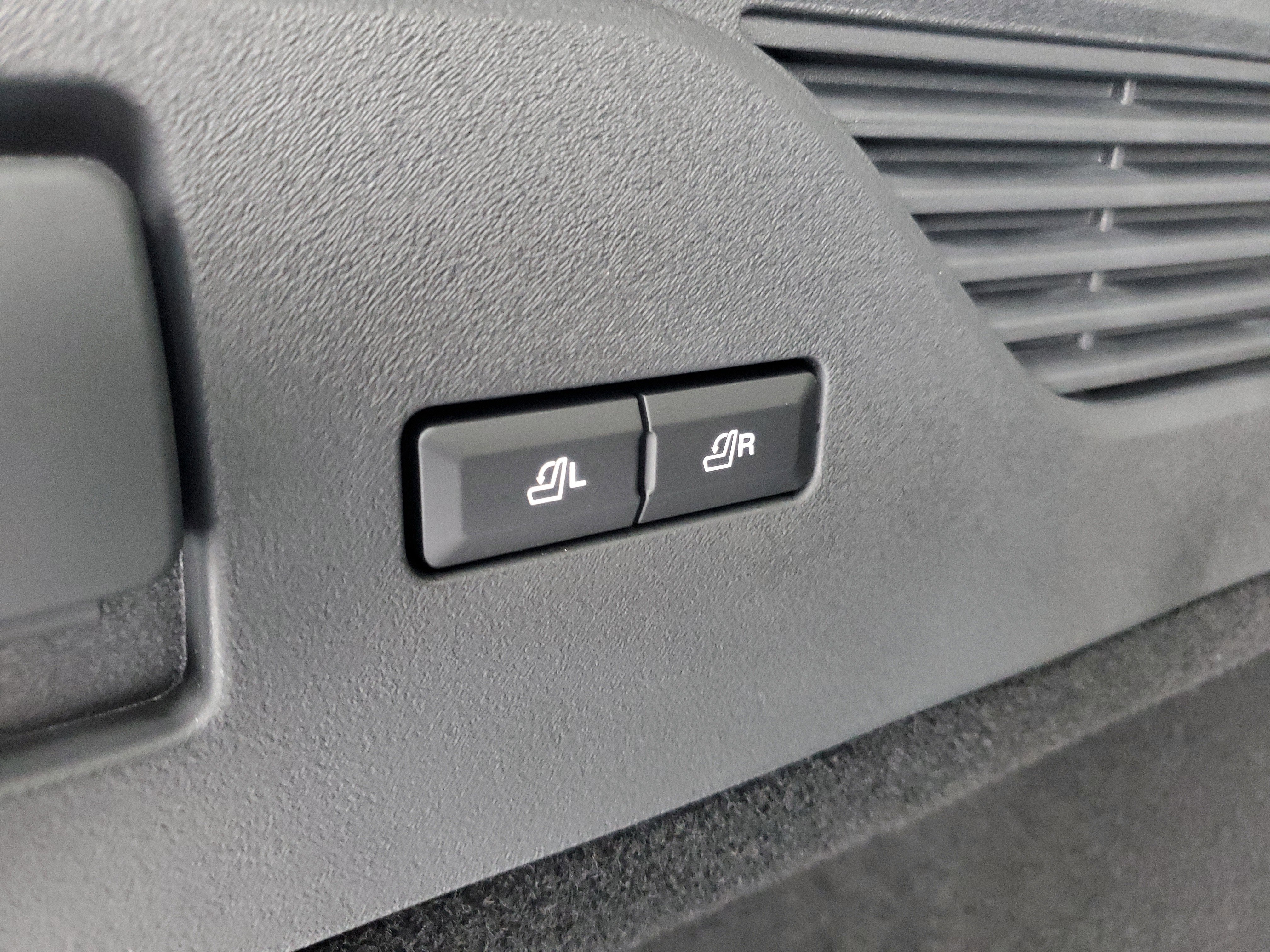 2026 Lincoln Nautilus Reserve Hybrid