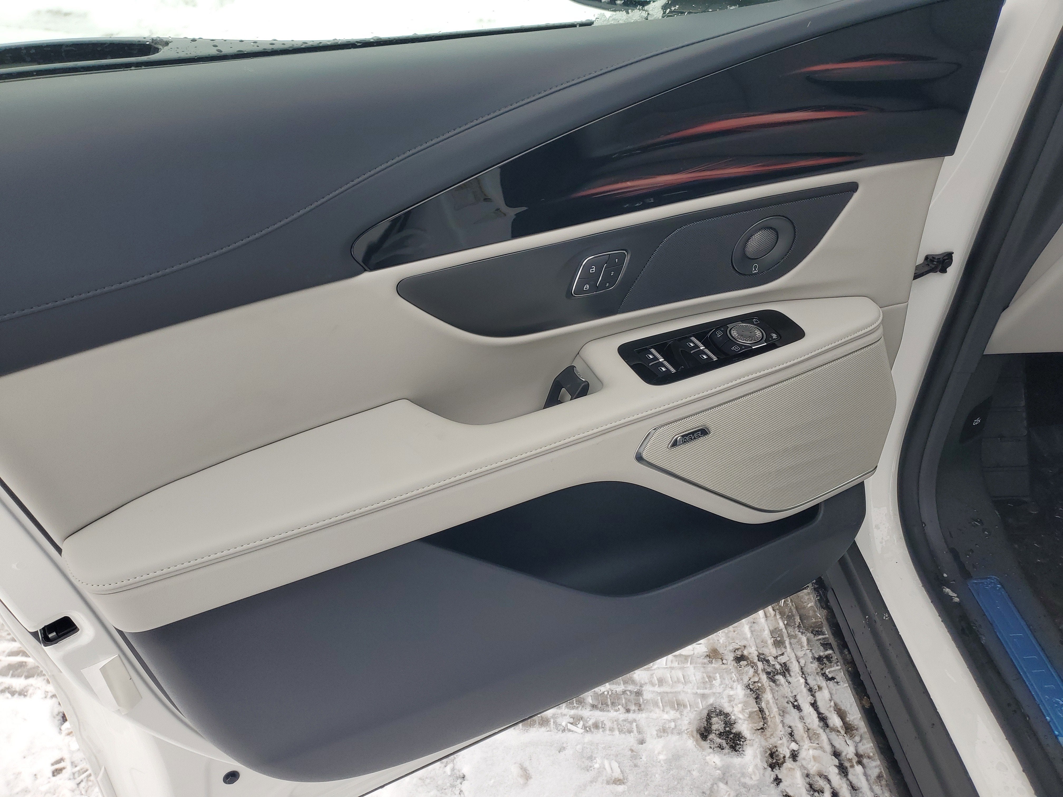 2026 Lincoln Nautilus Reserve Hybrid