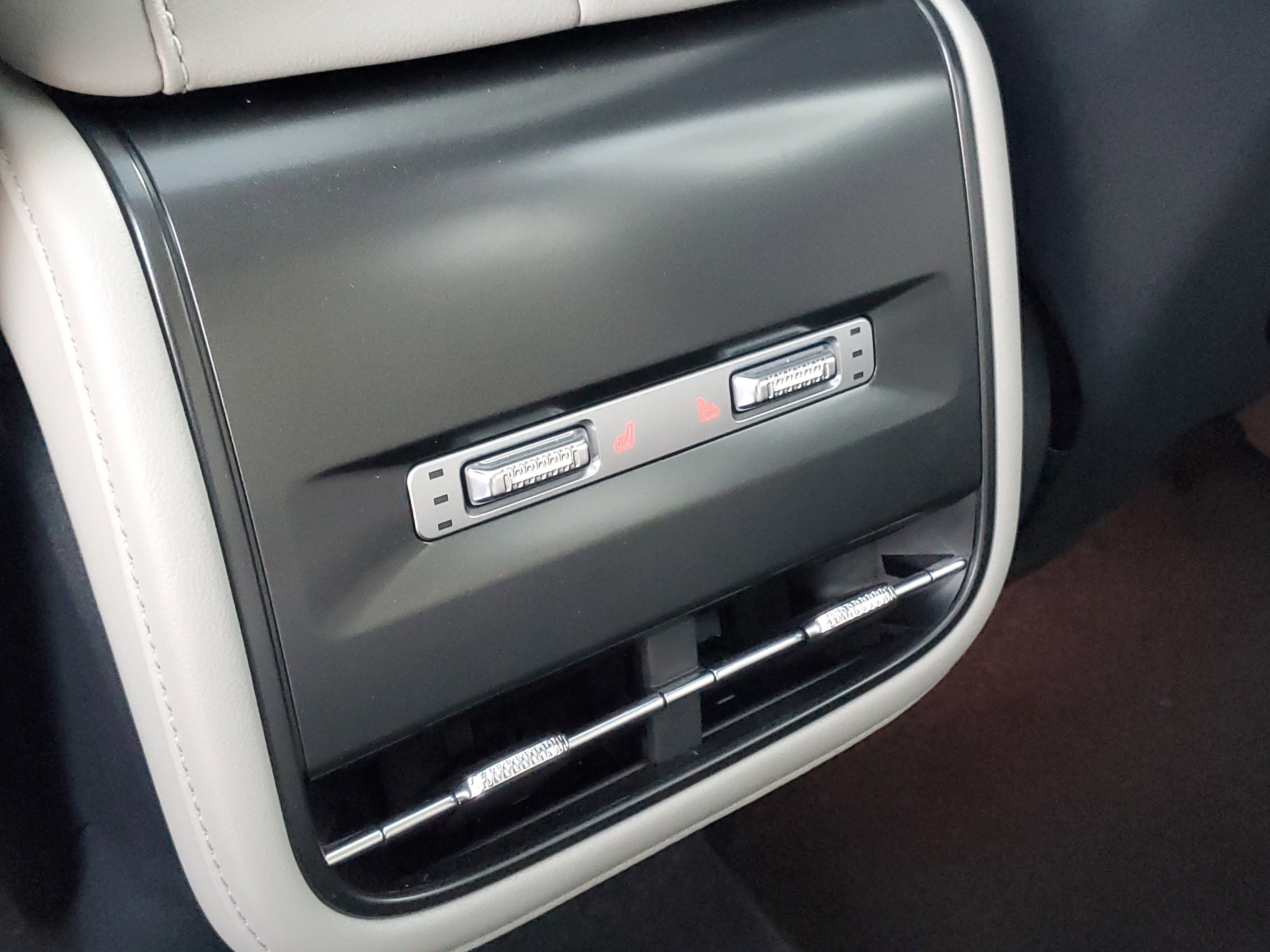 2026 Lincoln Nautilus Reserve Hybrid