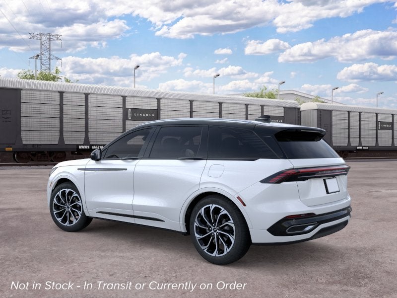 2026 Lincoln Nautilus Reserve Hybrid