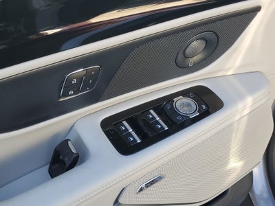 2026 Lincoln Nautilus Reserve Hybrid