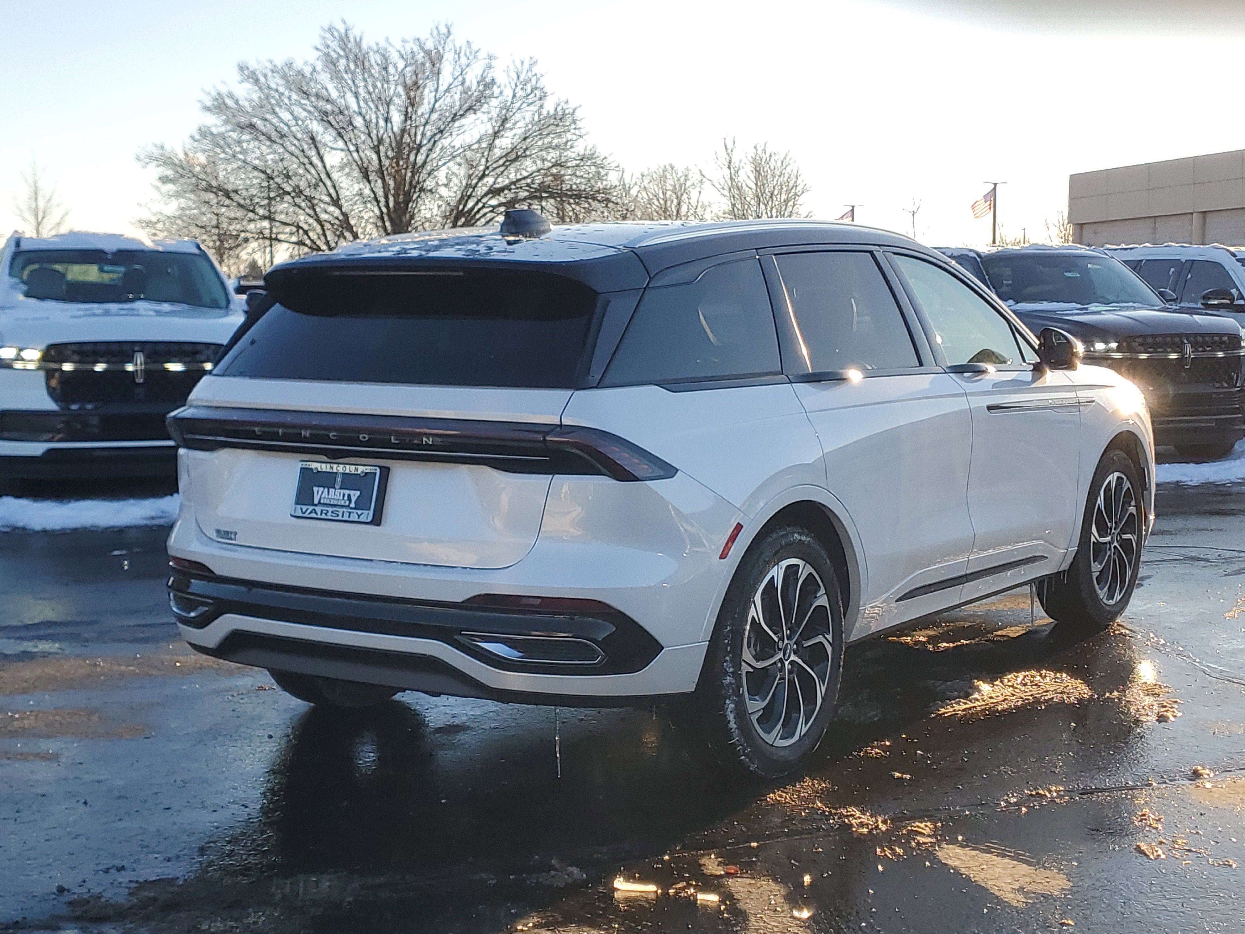2026 Lincoln Nautilus Reserve Hybrid