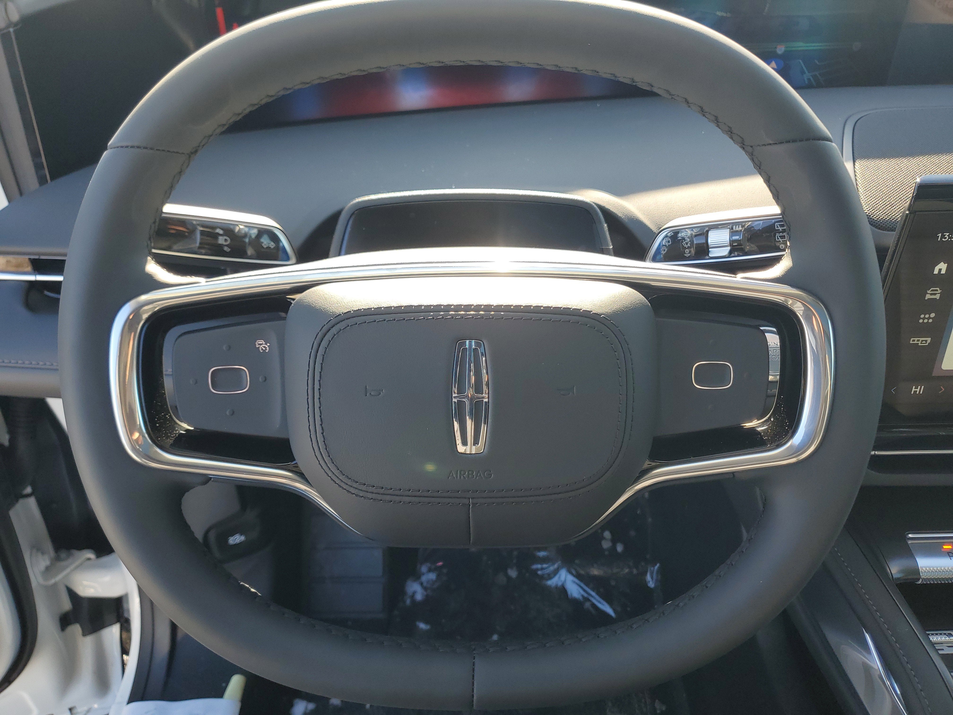 2026 Lincoln Nautilus Reserve Hybrid