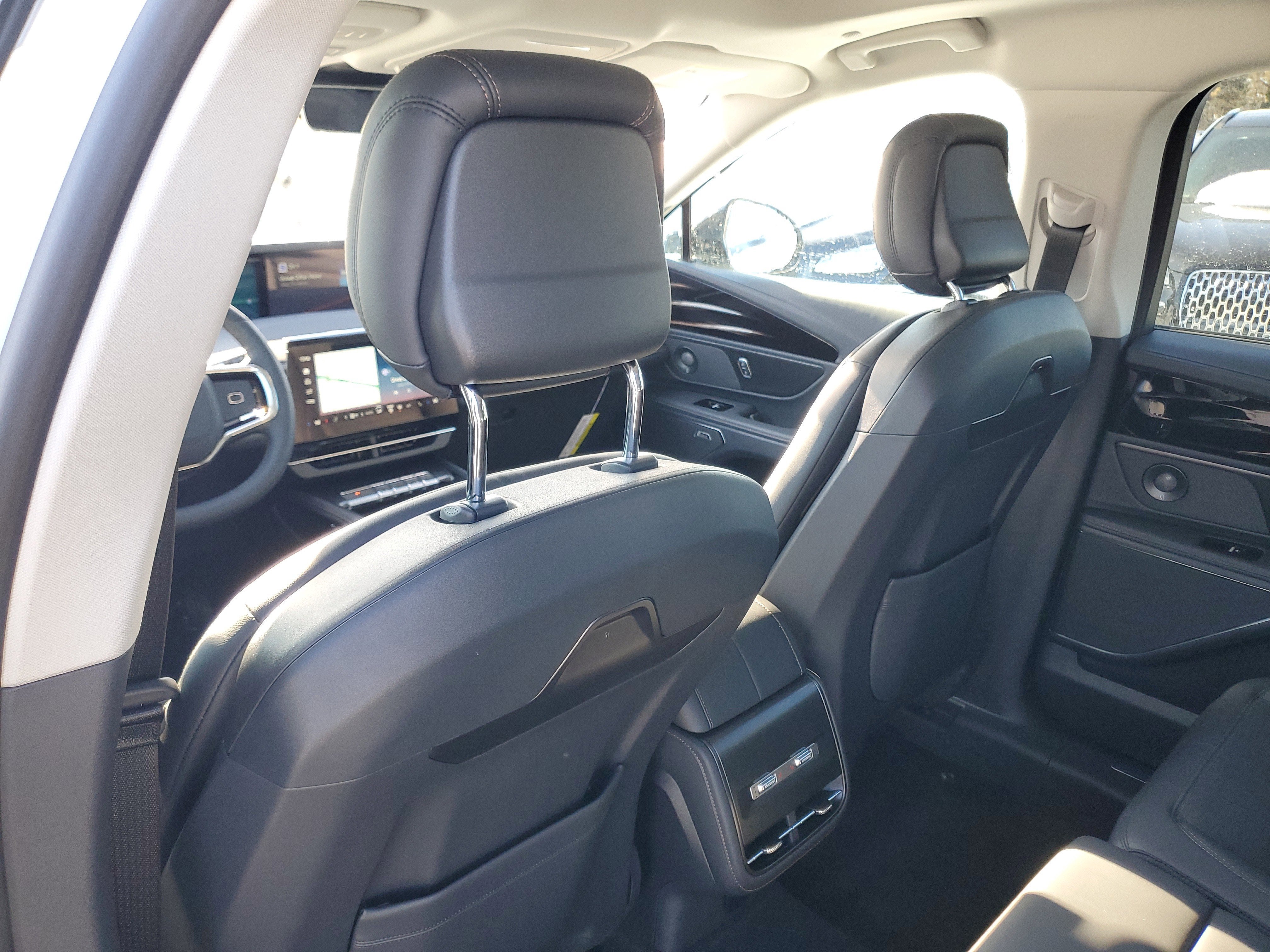 2026 Lincoln Nautilus Reserve Hybrid