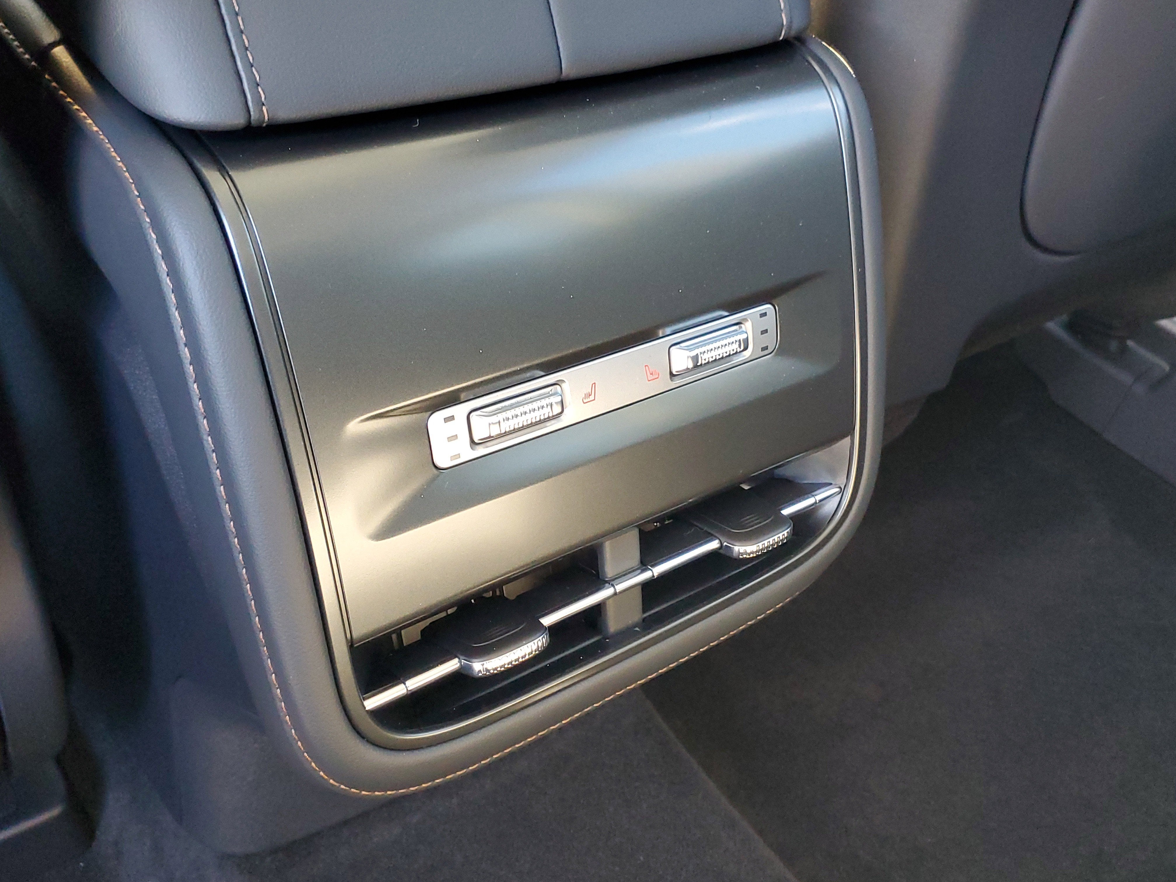 2026 Lincoln Nautilus Reserve Hybrid