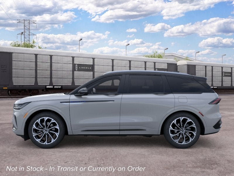 2026 Lincoln Nautilus Reserve Hybrid