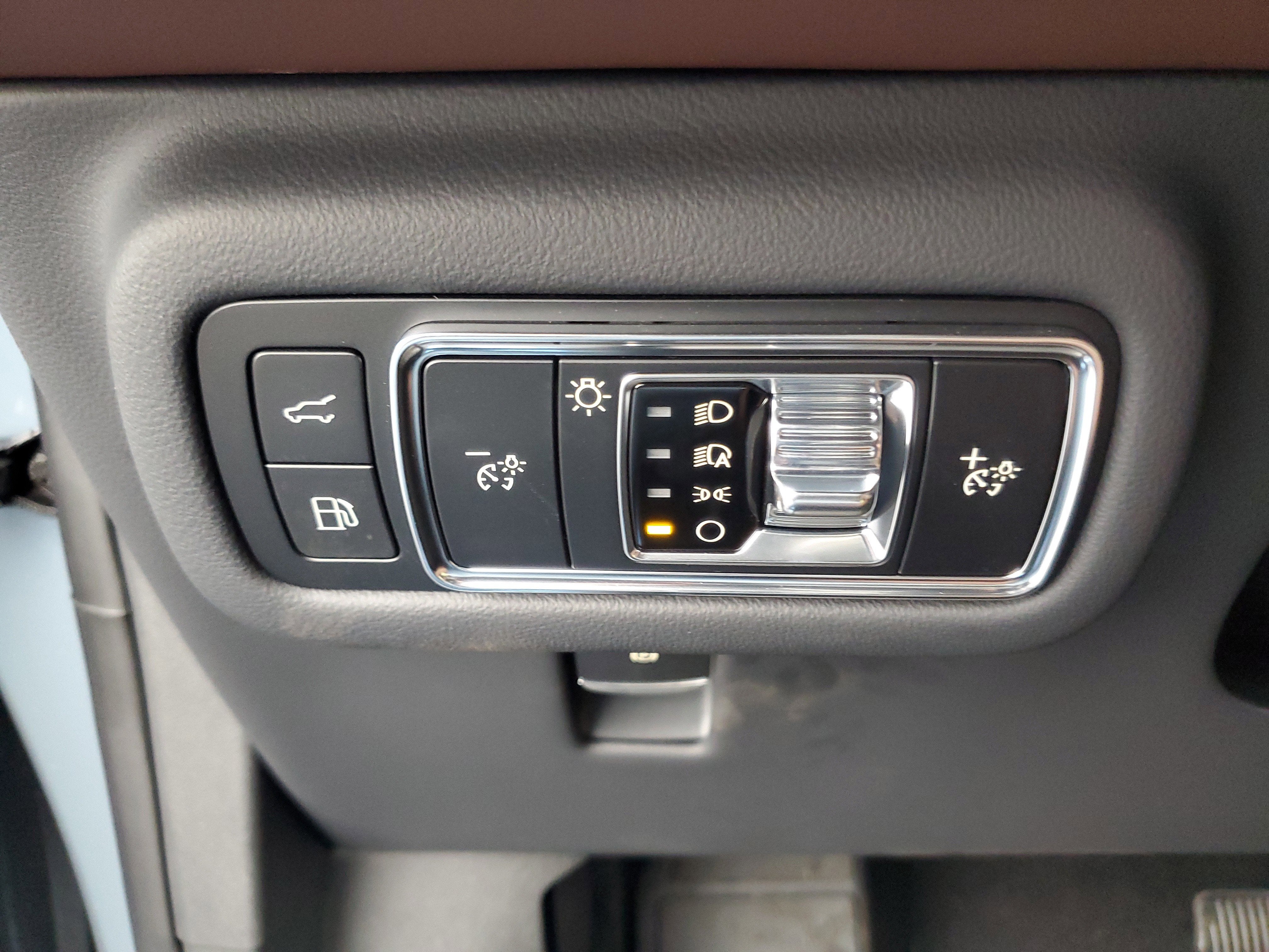 2026 Lincoln Nautilus Reserve Hybrid