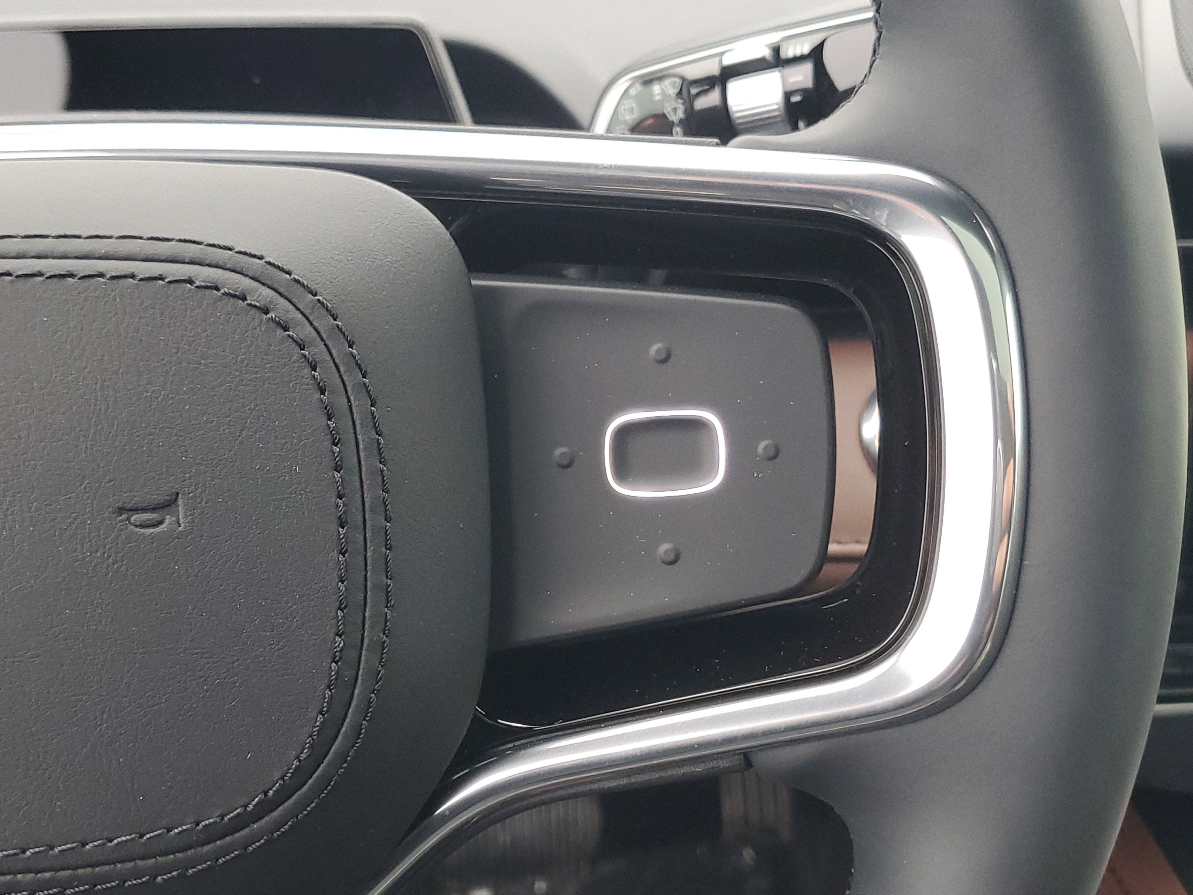 2026 Lincoln Nautilus Reserve Hybrid