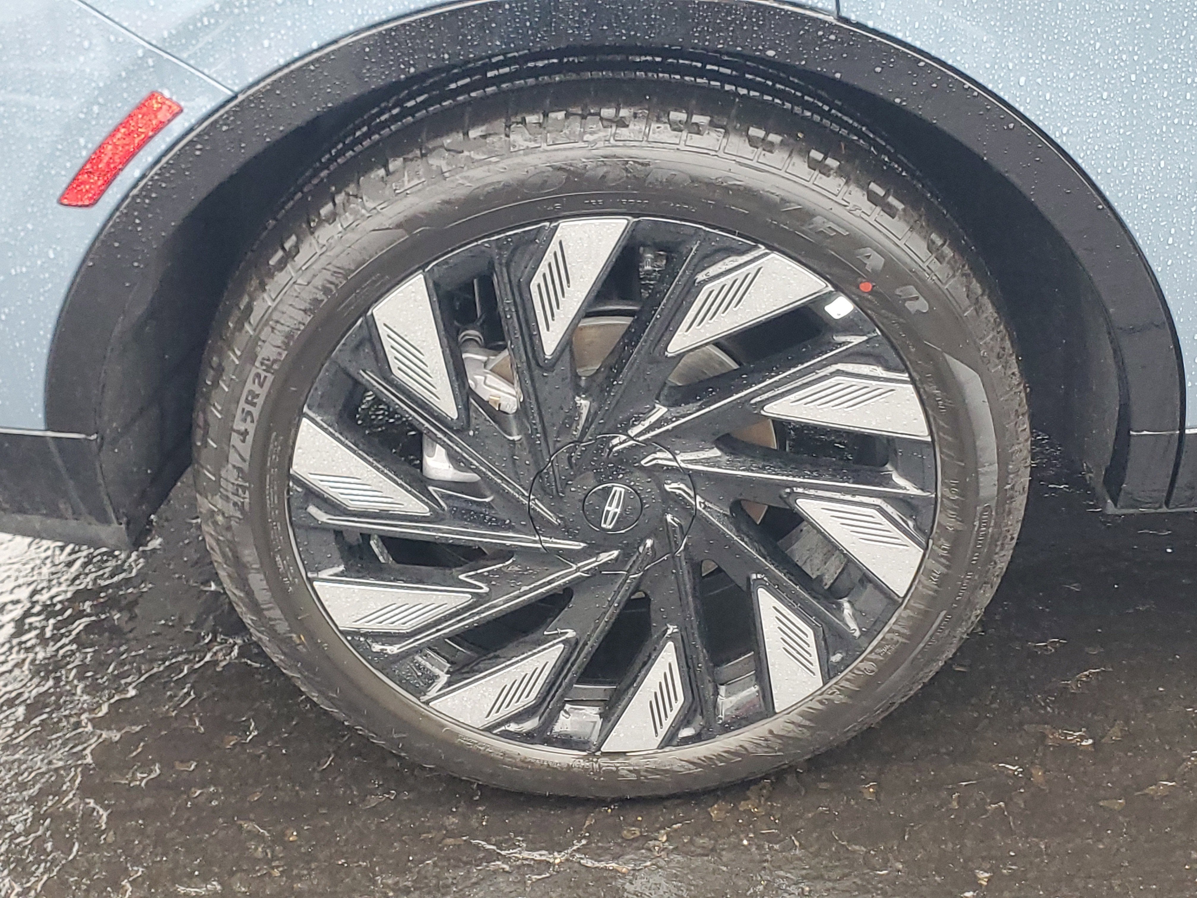 2026 Lincoln Nautilus Reserve Hybrid