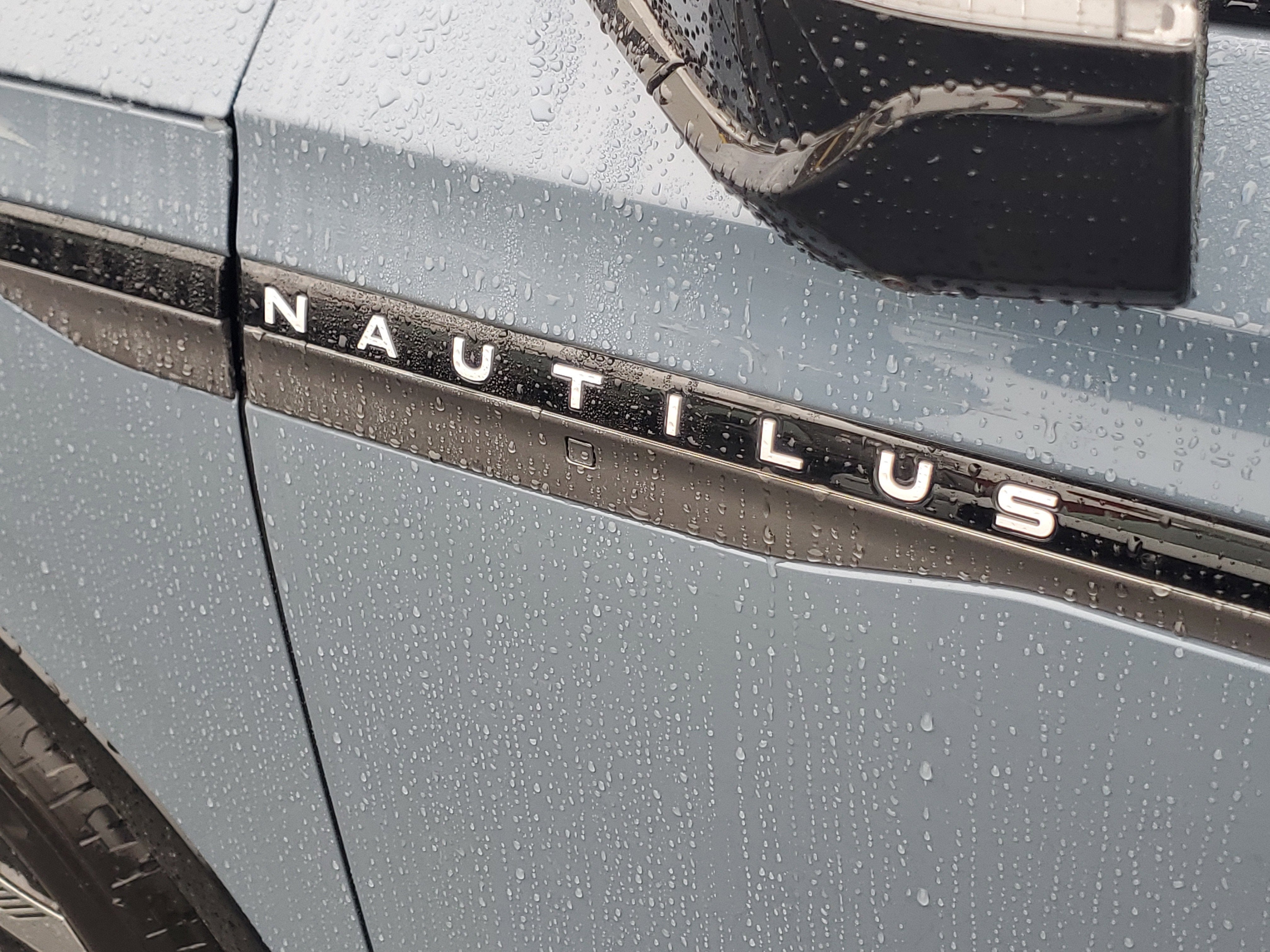 2026 Lincoln Nautilus Reserve Hybrid