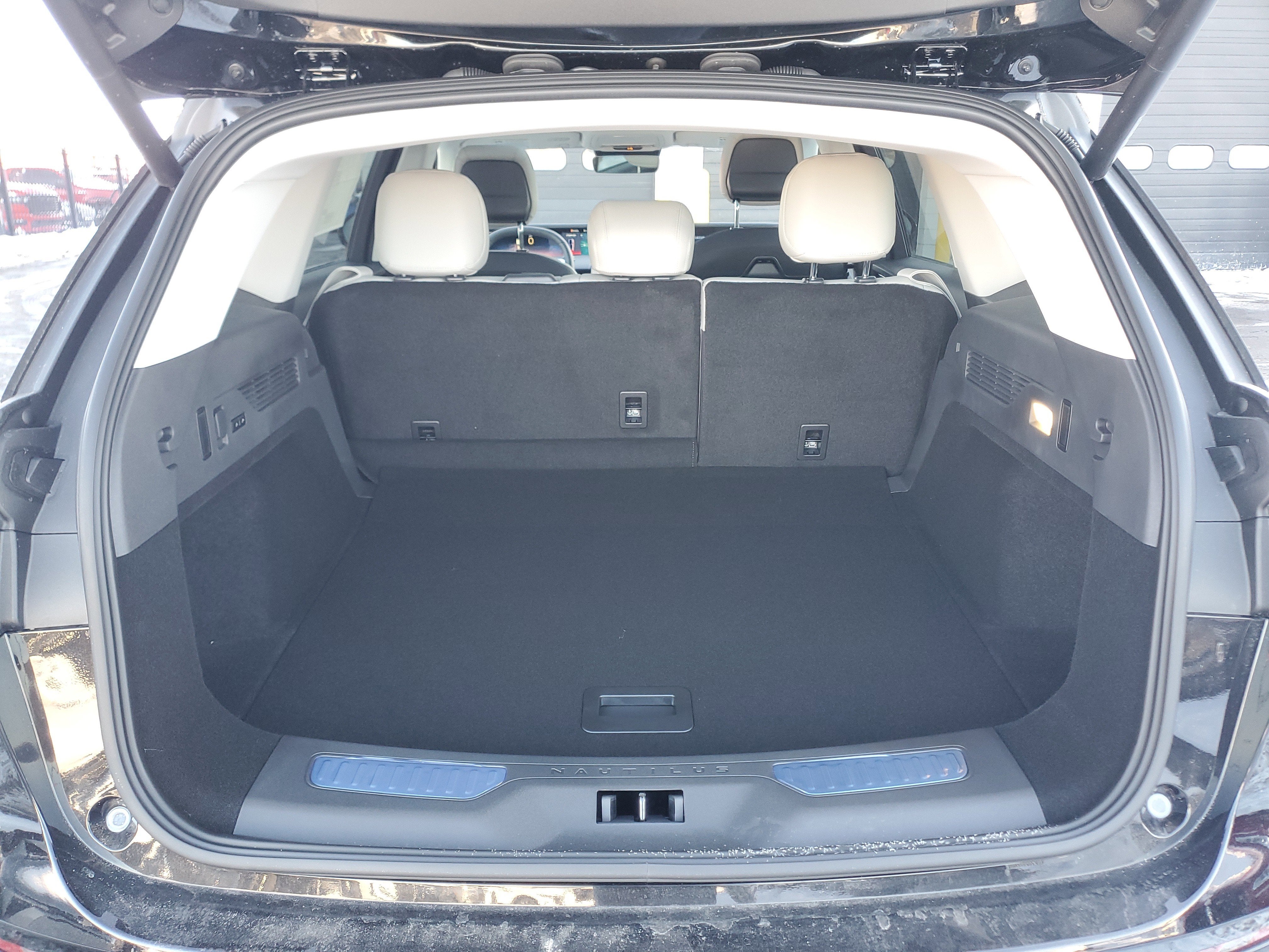 2026 Lincoln Nautilus Reserve Hybrid