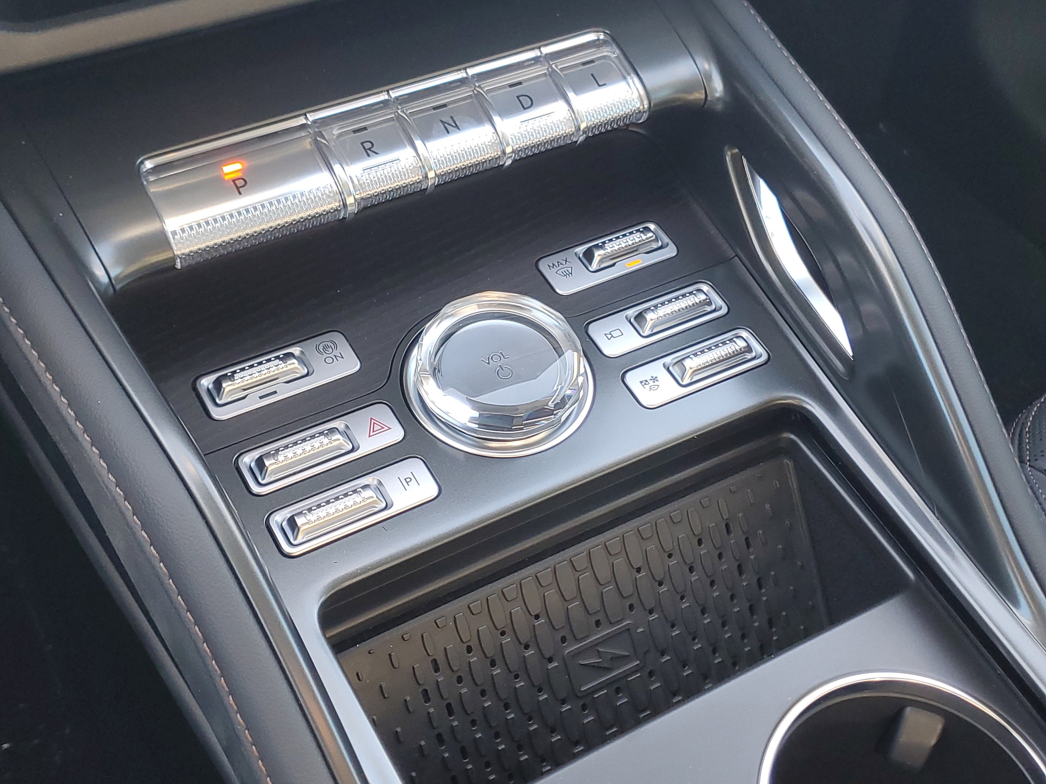 2026 Lincoln Nautilus Reserve Hybrid