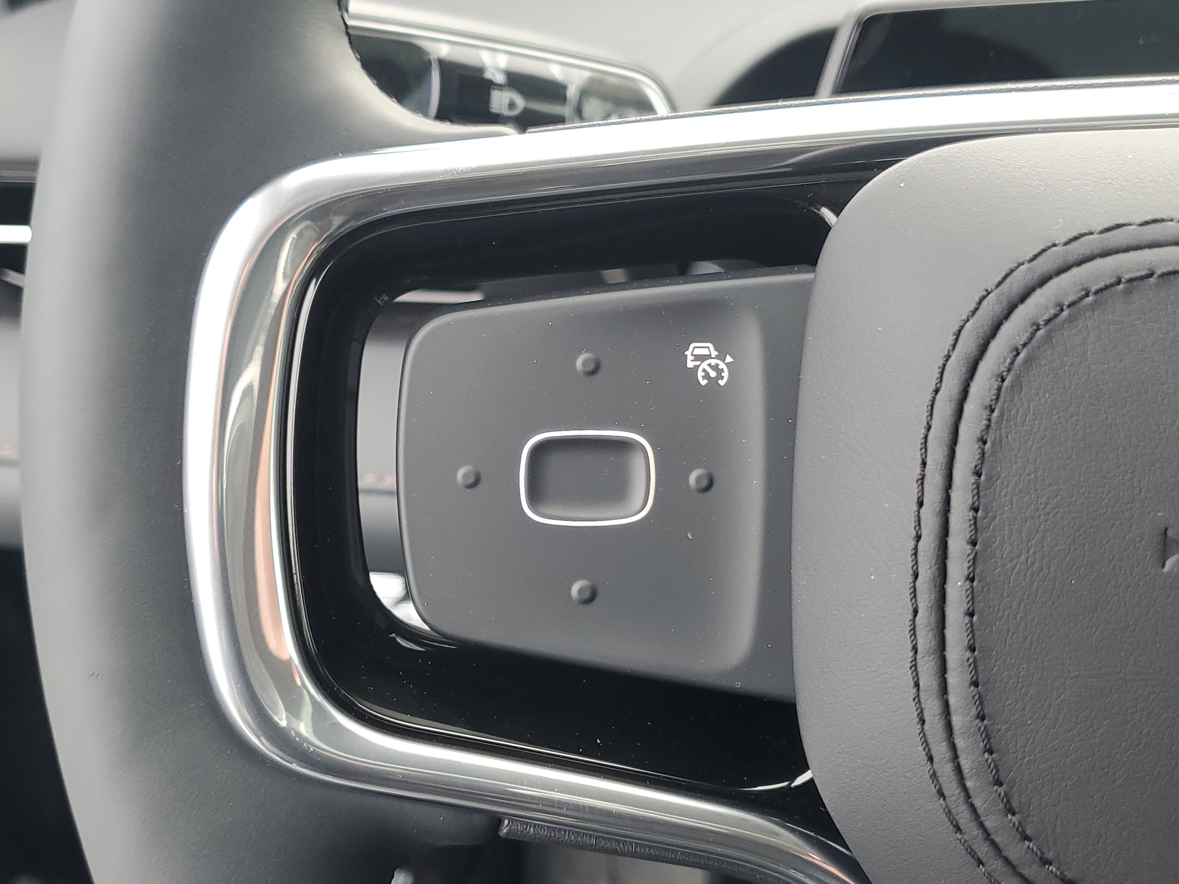 2026 Lincoln Nautilus Reserve Hybrid