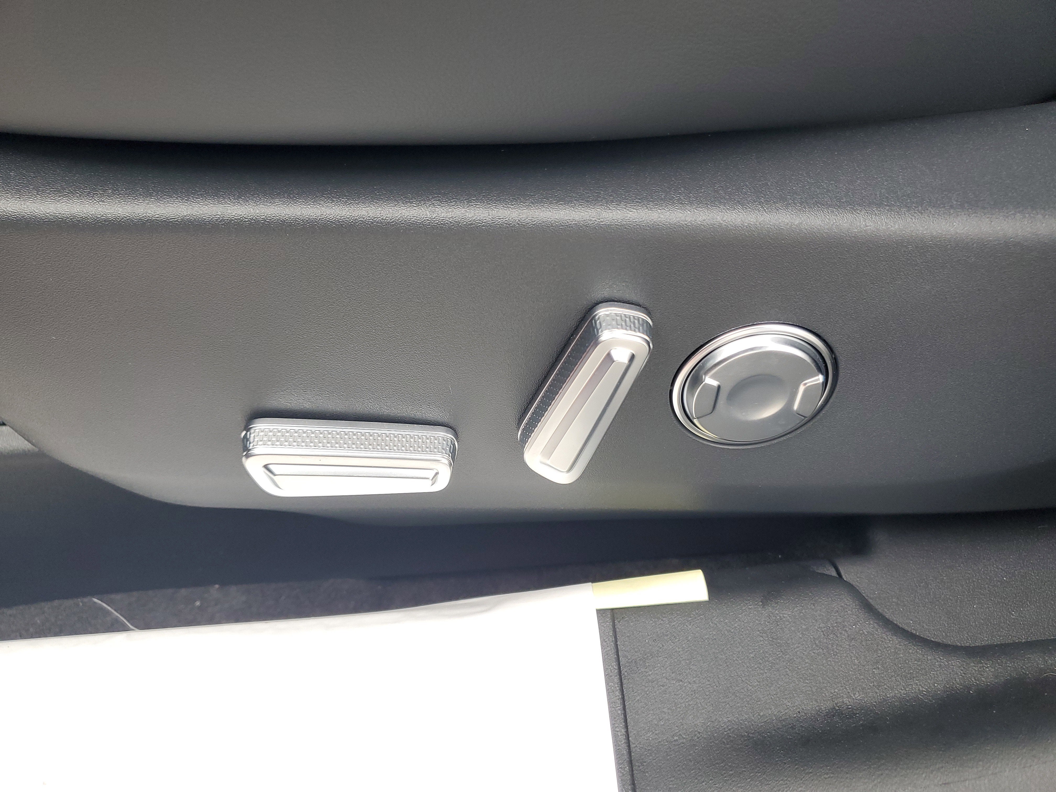 2026 Lincoln Nautilus Reserve Hybrid