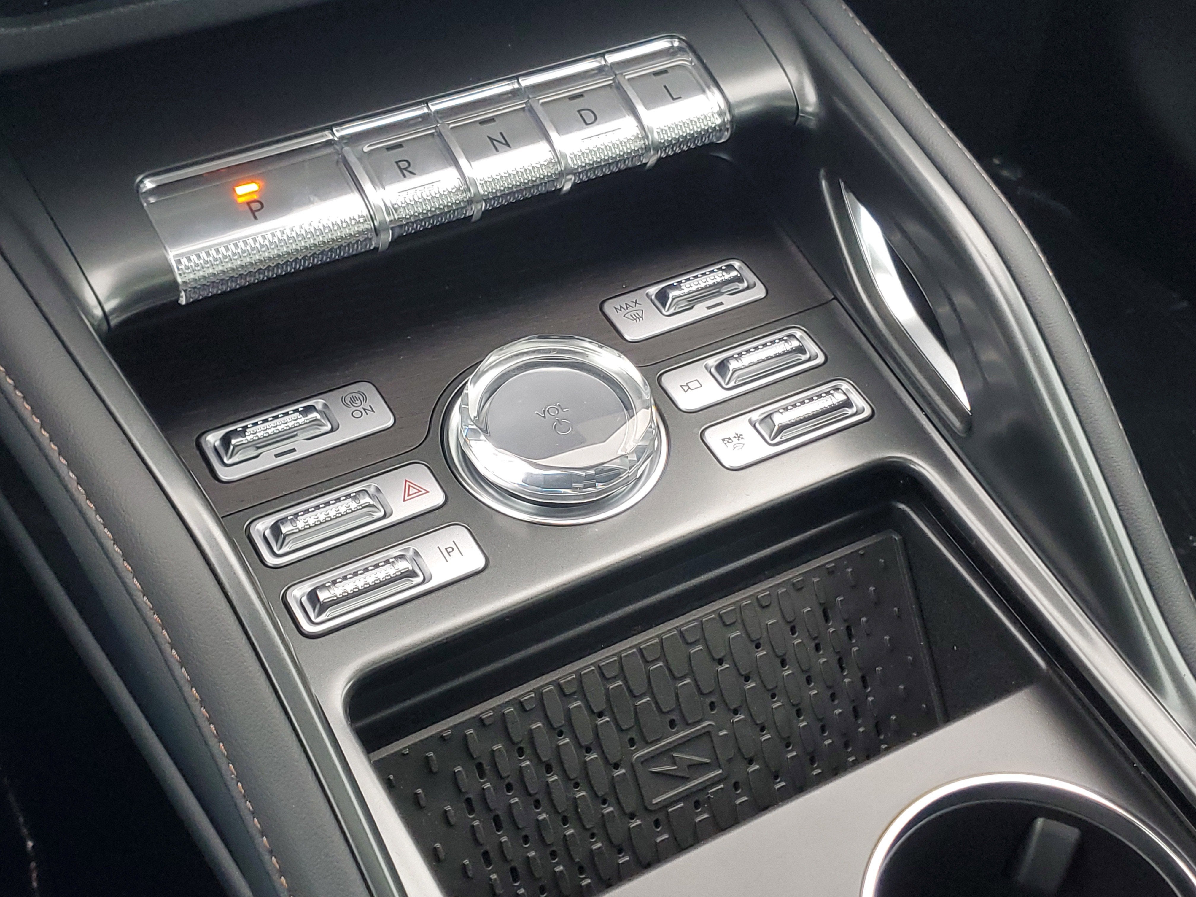 2026 Lincoln Nautilus Reserve Hybrid