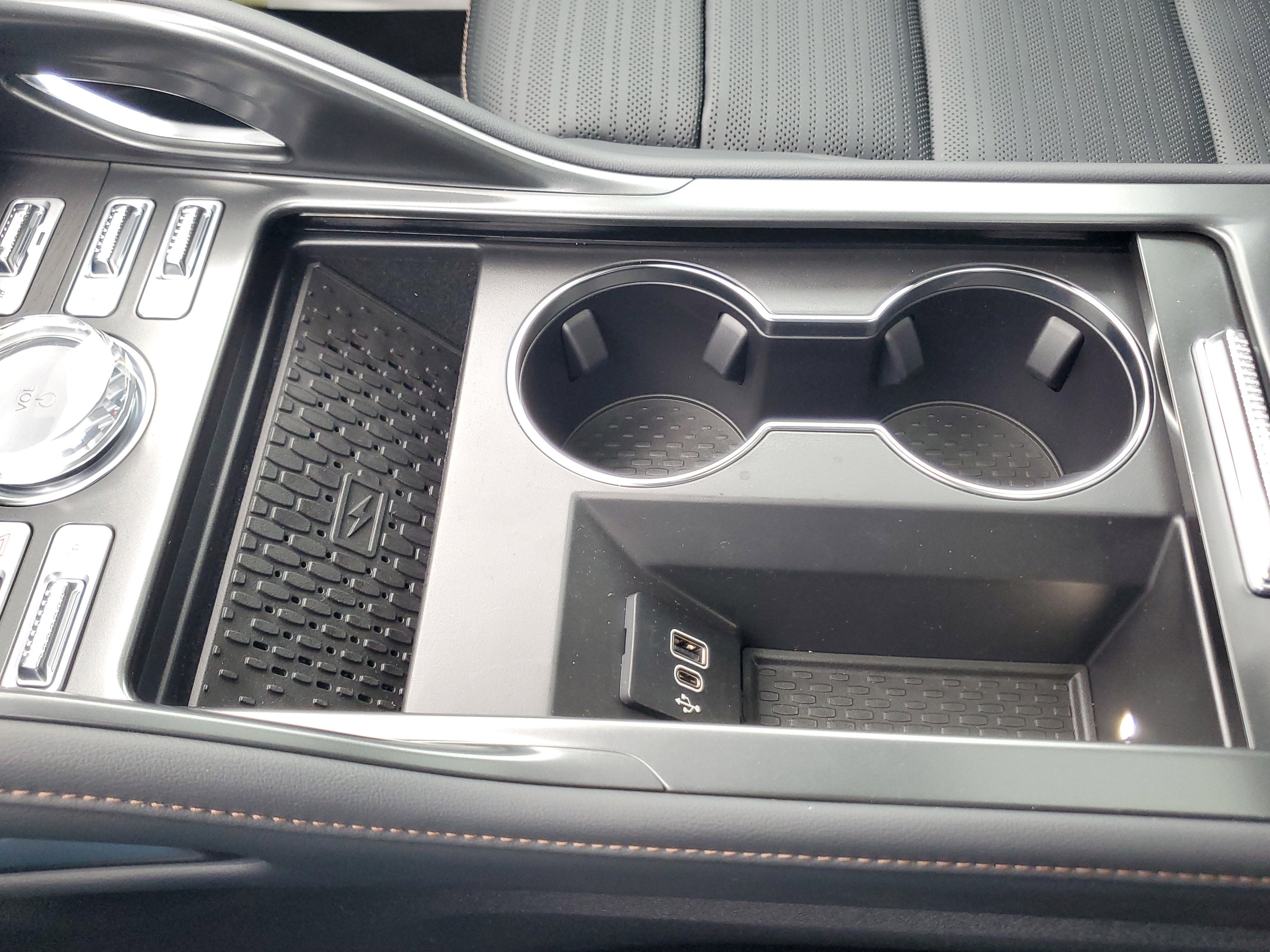 2026 Lincoln Nautilus Reserve Hybrid