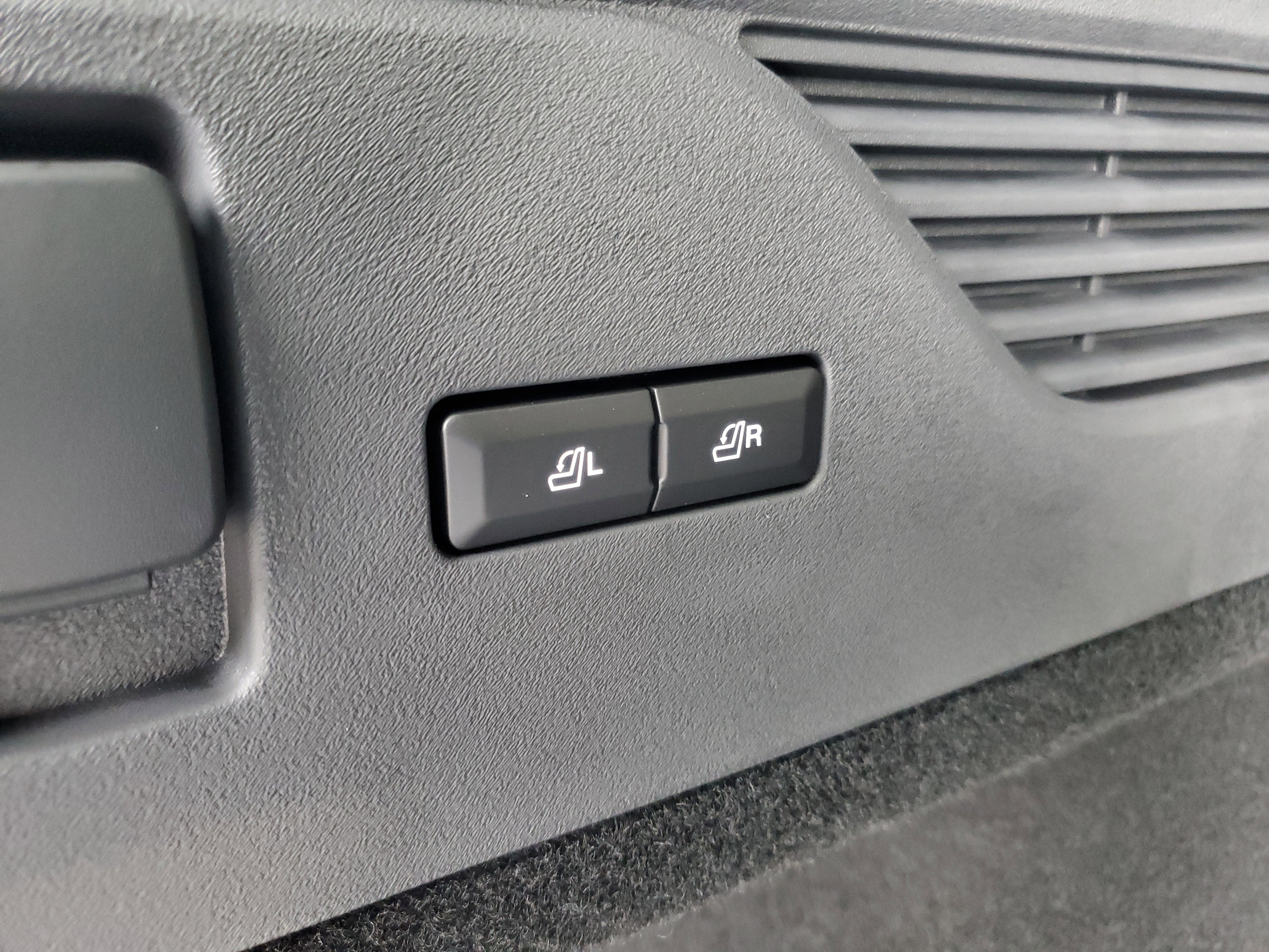 2026 Lincoln Nautilus Reserve Hybrid