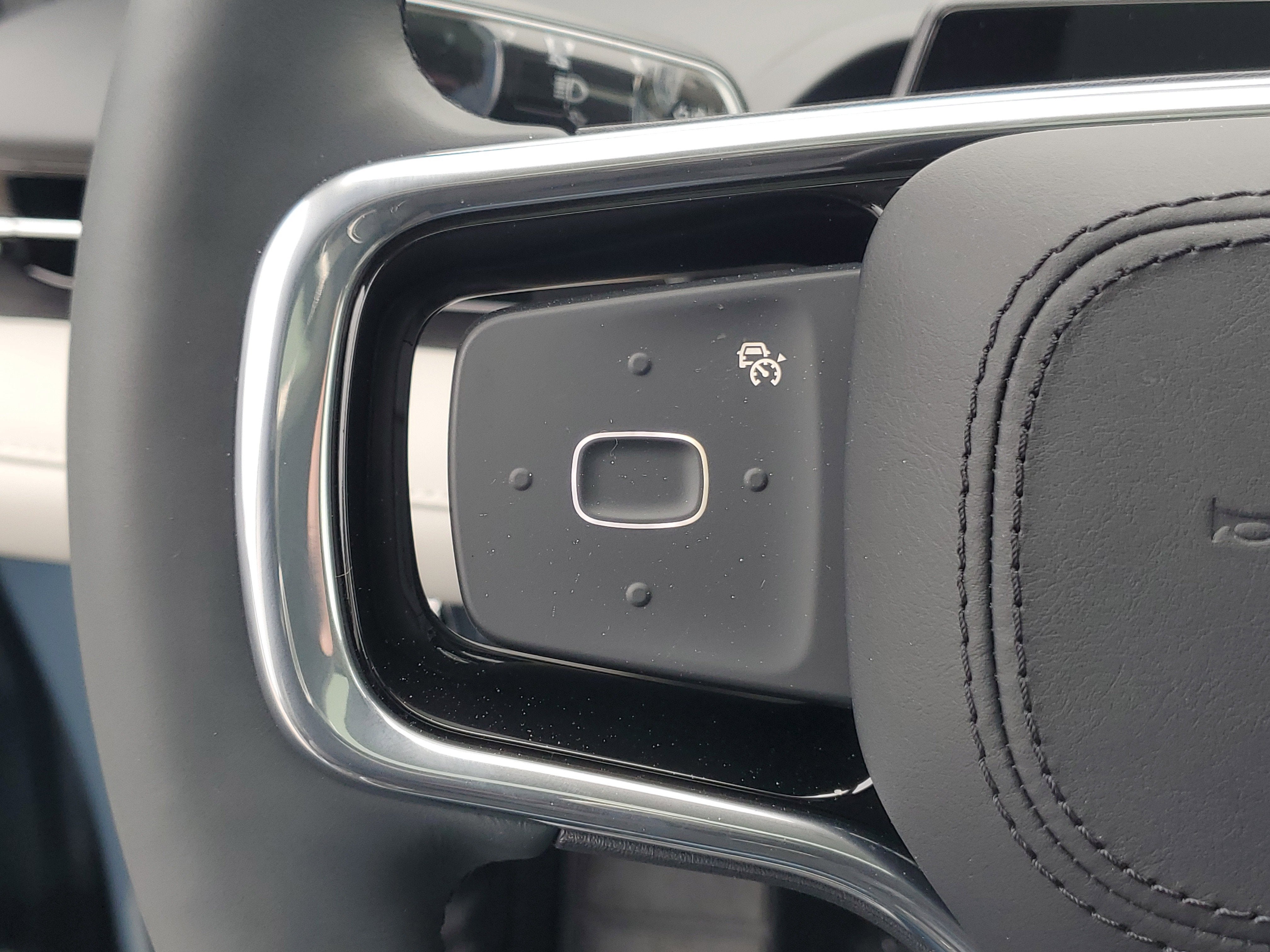 2026 Lincoln Nautilus Reserve Hybrid