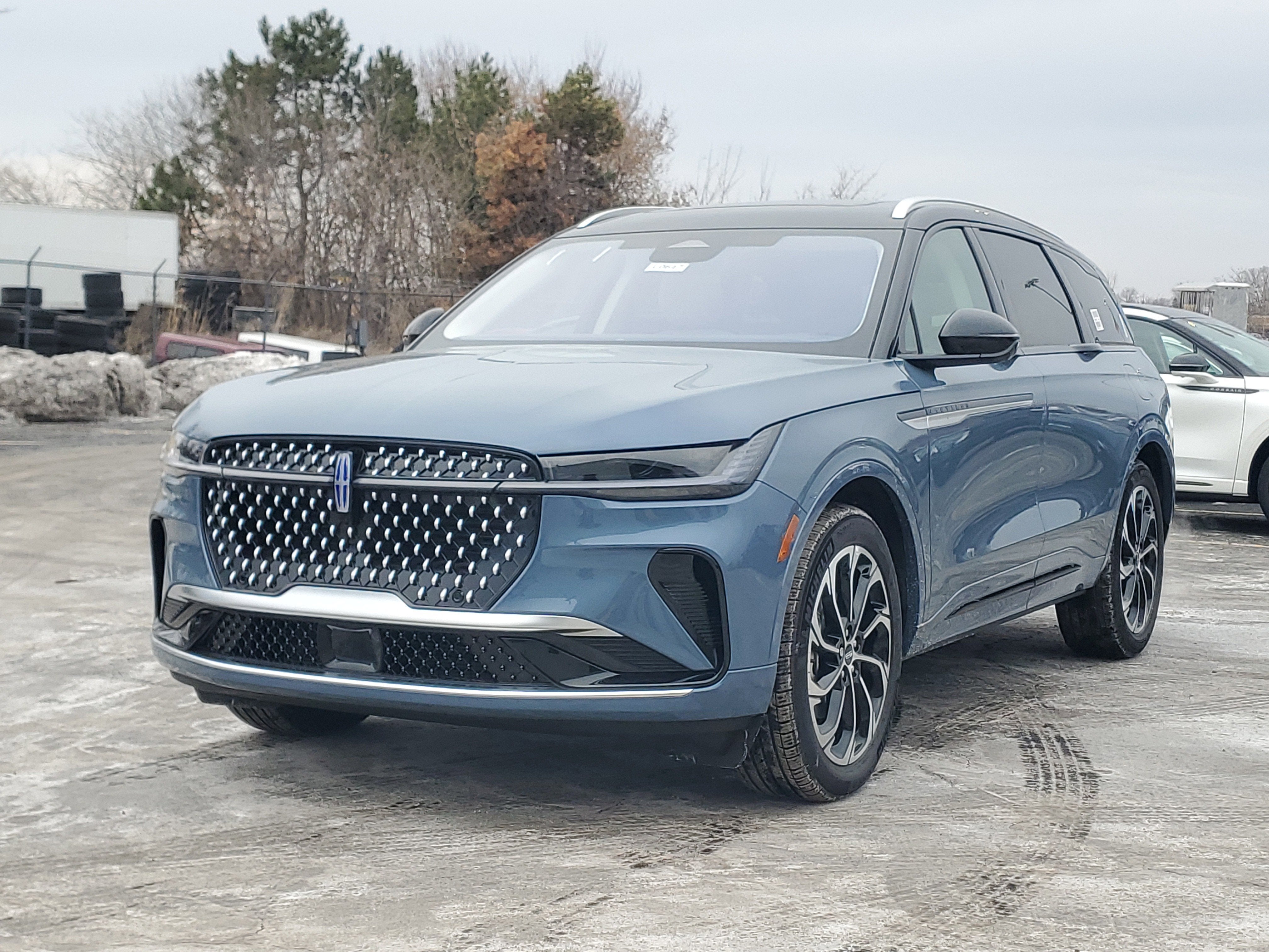 2026 Lincoln Nautilus Reserve Hybrid