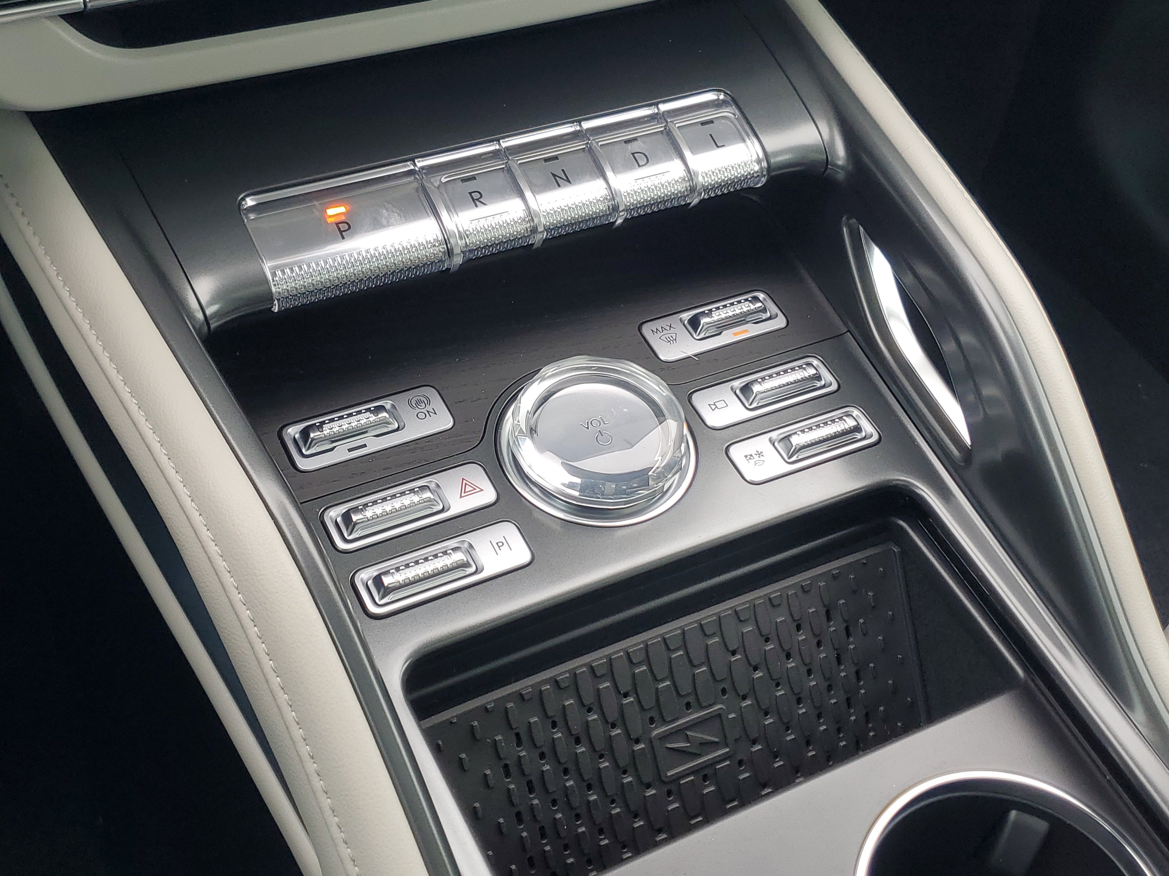 2026 Lincoln Nautilus Reserve Hybrid