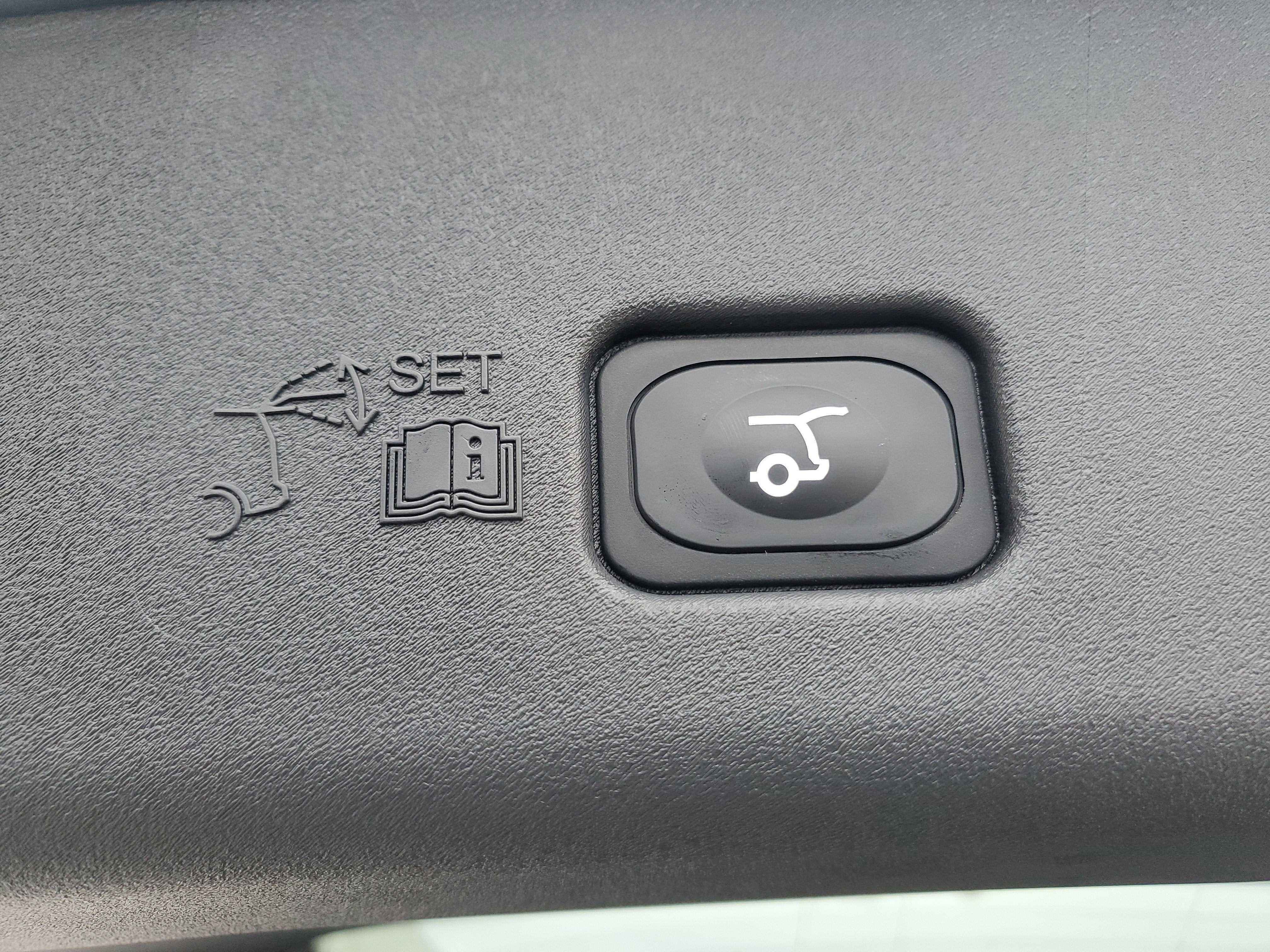 2026 Lincoln Nautilus Reserve Hybrid