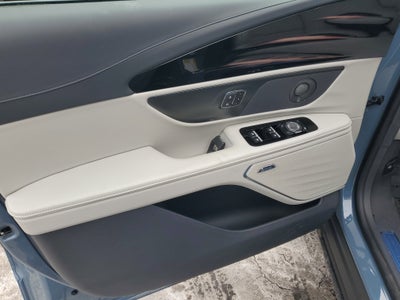 2026 Lincoln Nautilus Reserve Hybrid