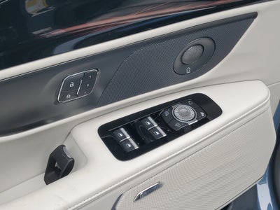 2026 Lincoln Nautilus Reserve Hybrid