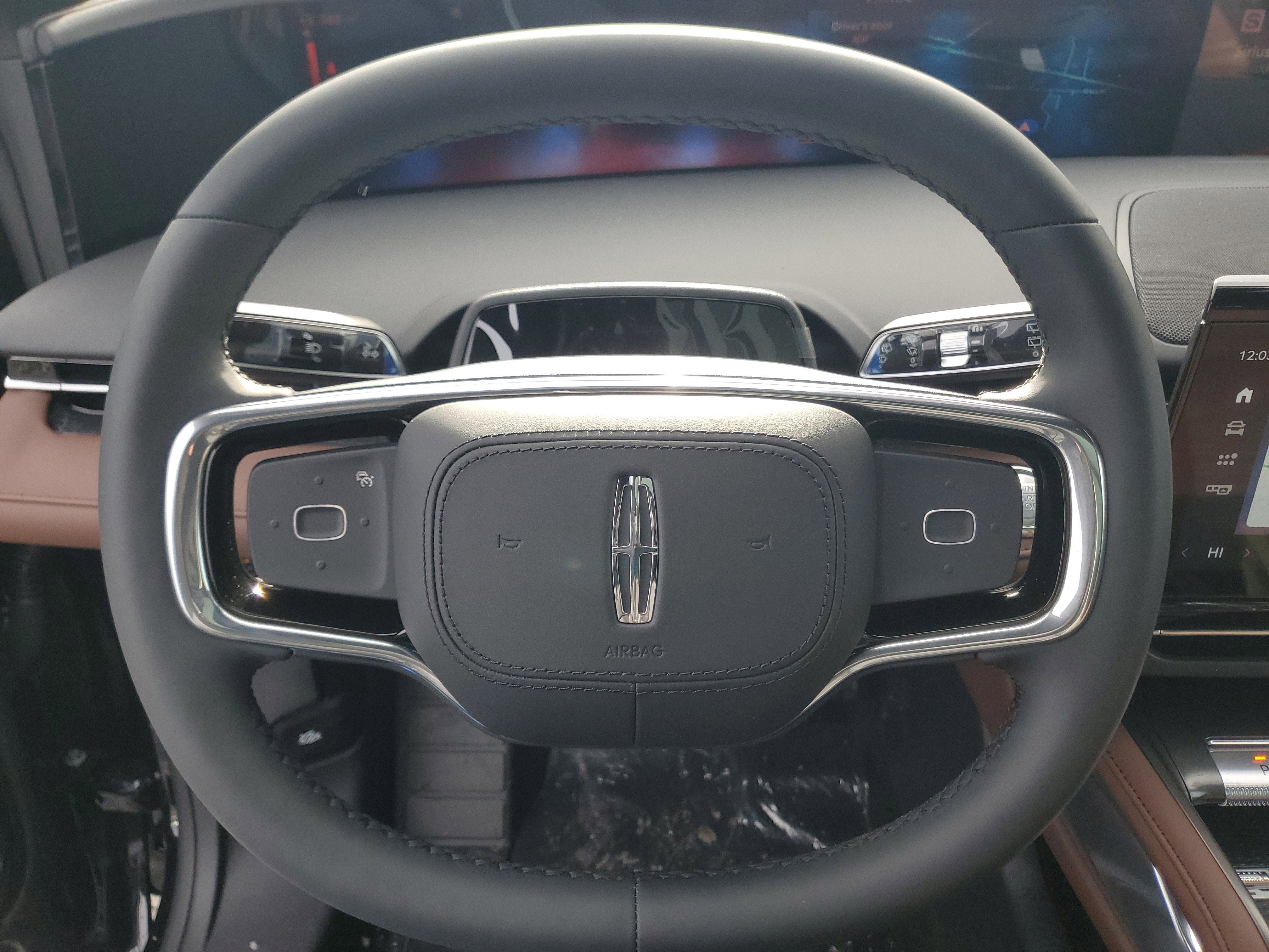 2026 Lincoln Nautilus Reserve Hybrid