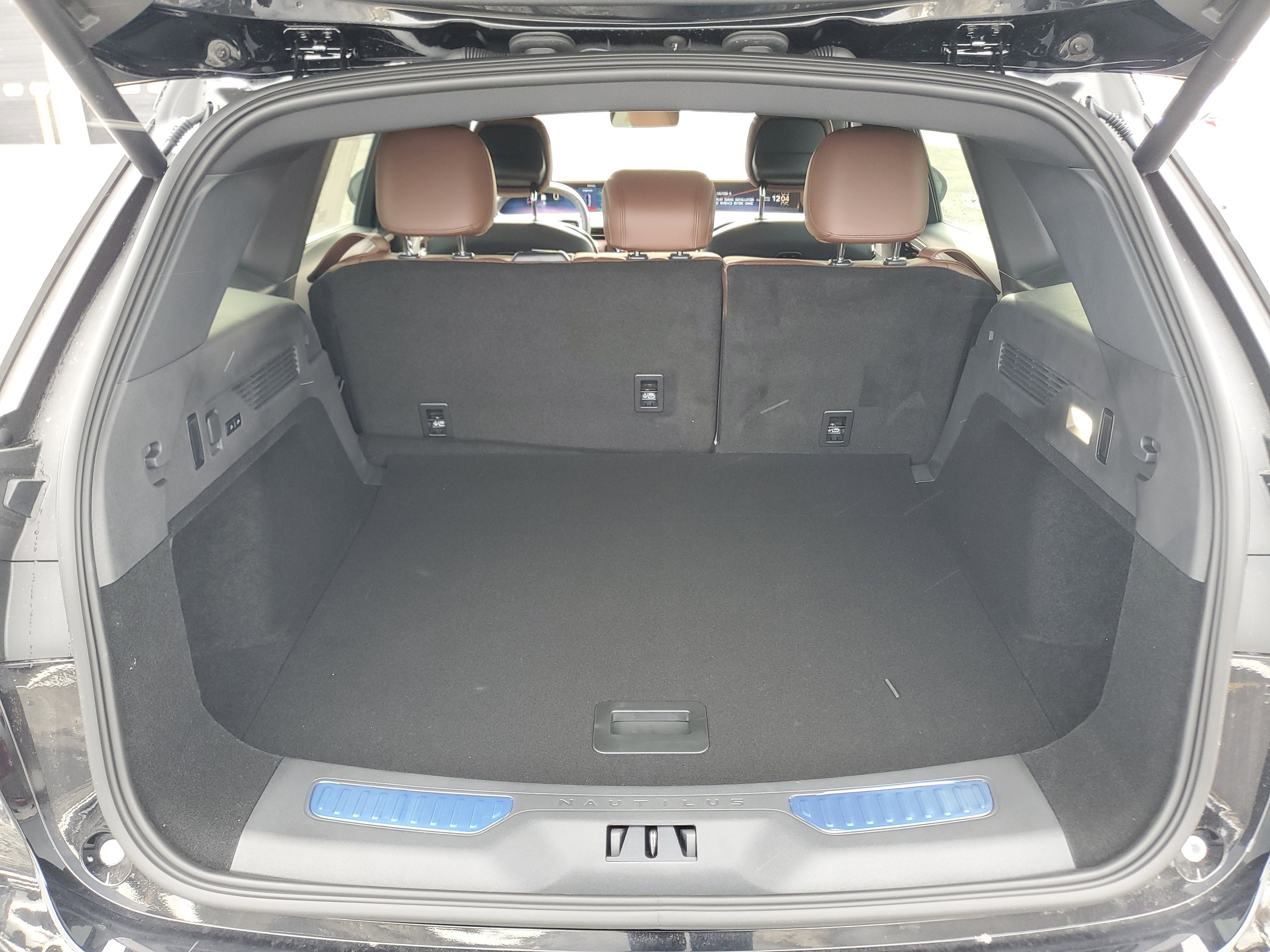 2026 Lincoln Nautilus Reserve Hybrid