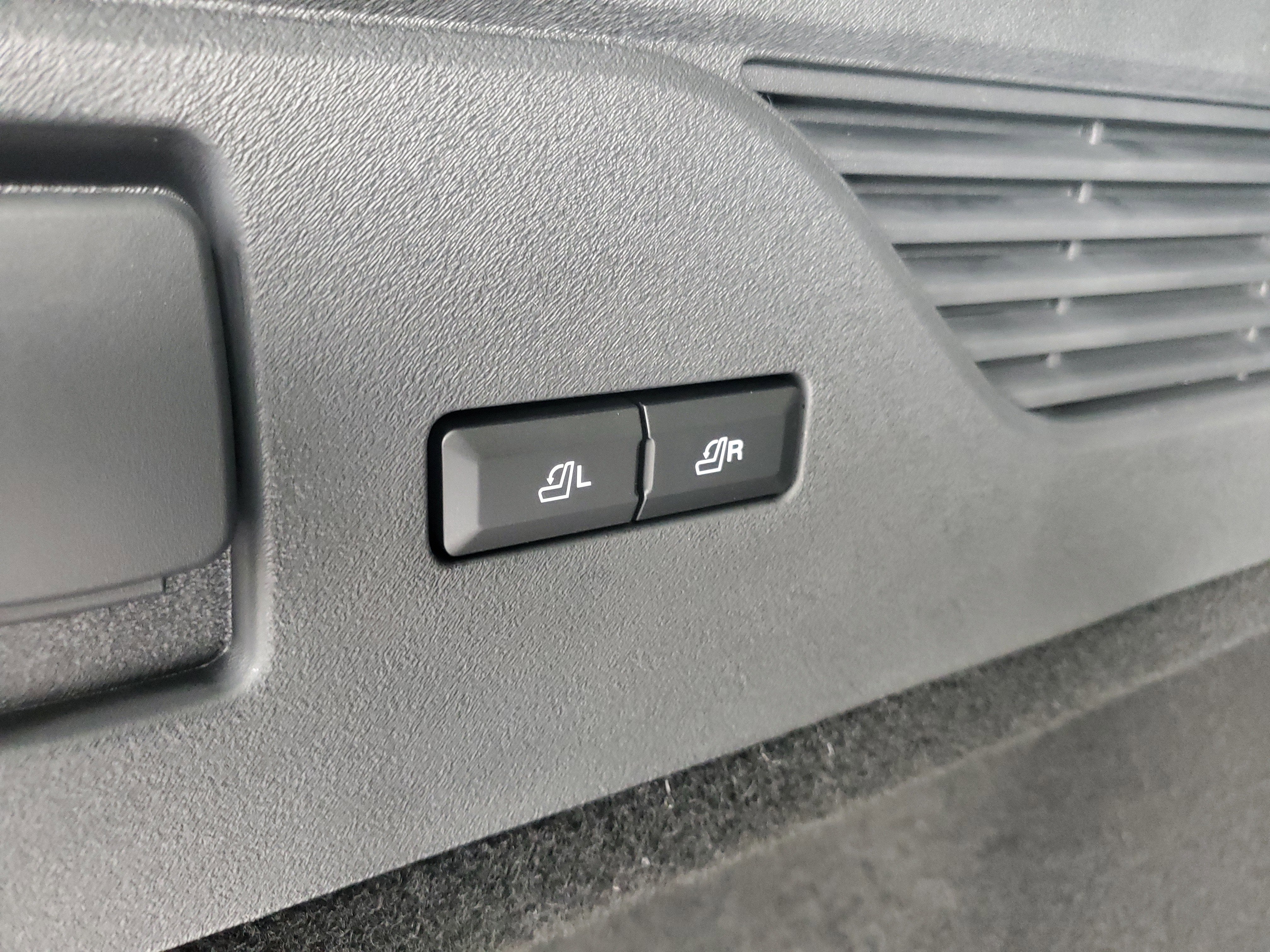 2026 Lincoln Nautilus Reserve Hybrid