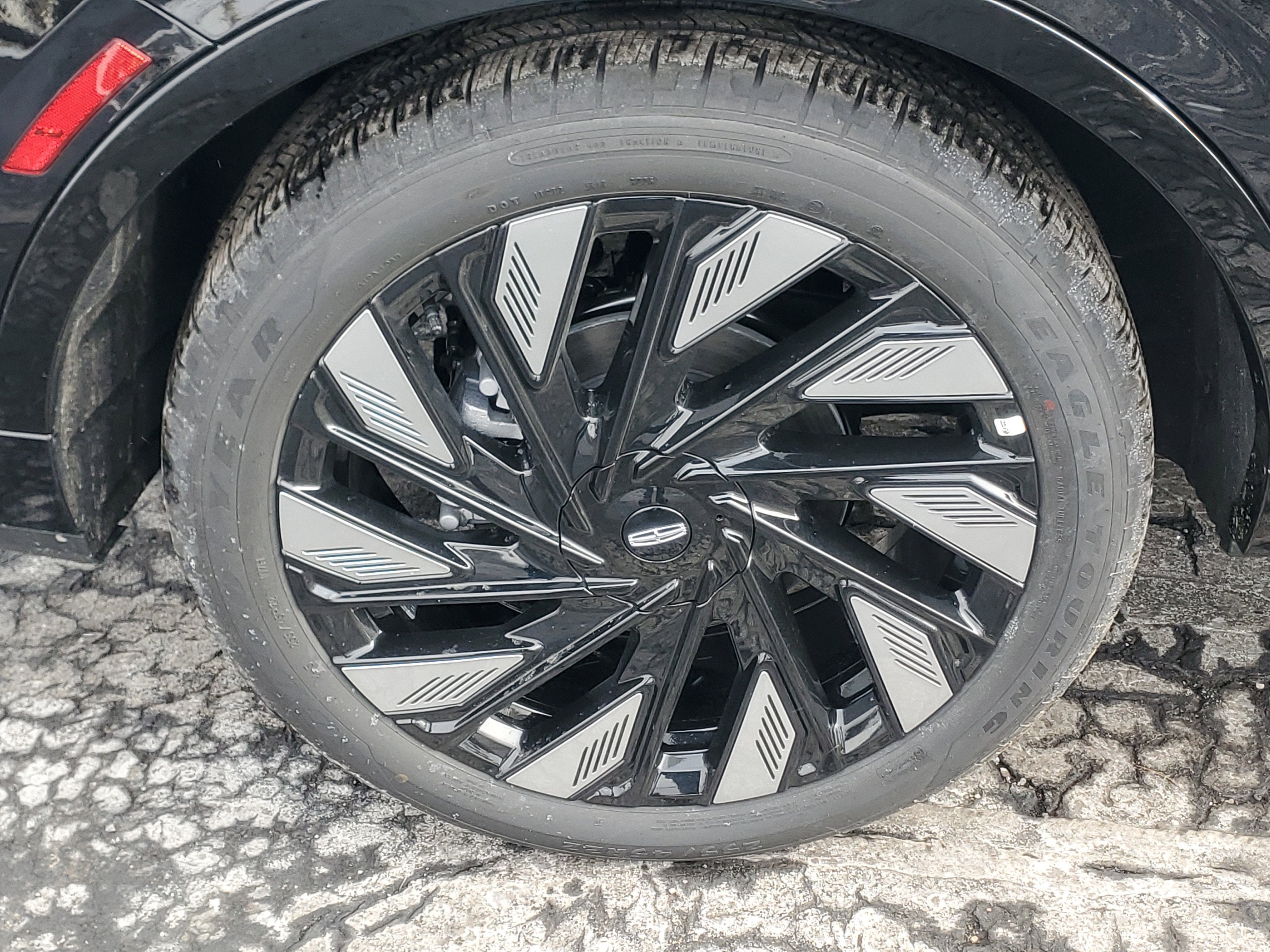 2026 Lincoln Nautilus Reserve Hybrid