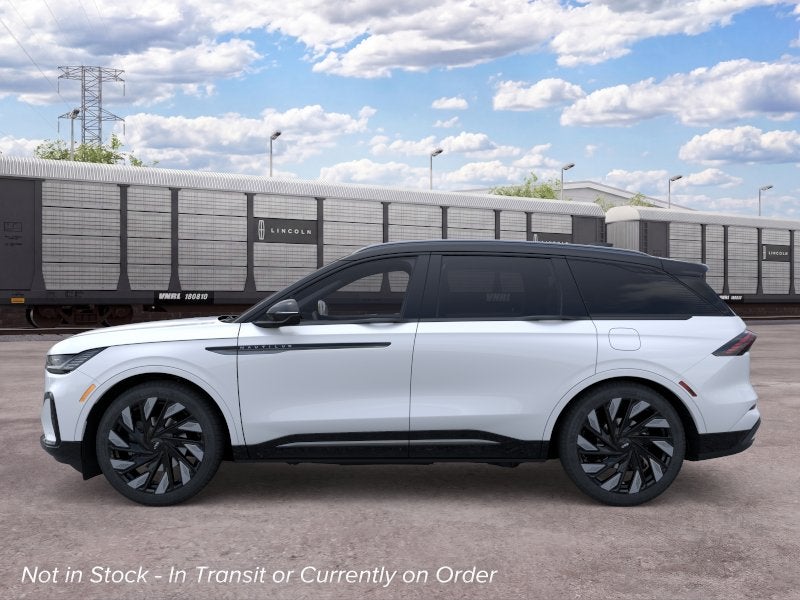 2026 Lincoln Nautilus Reserve Hybrid