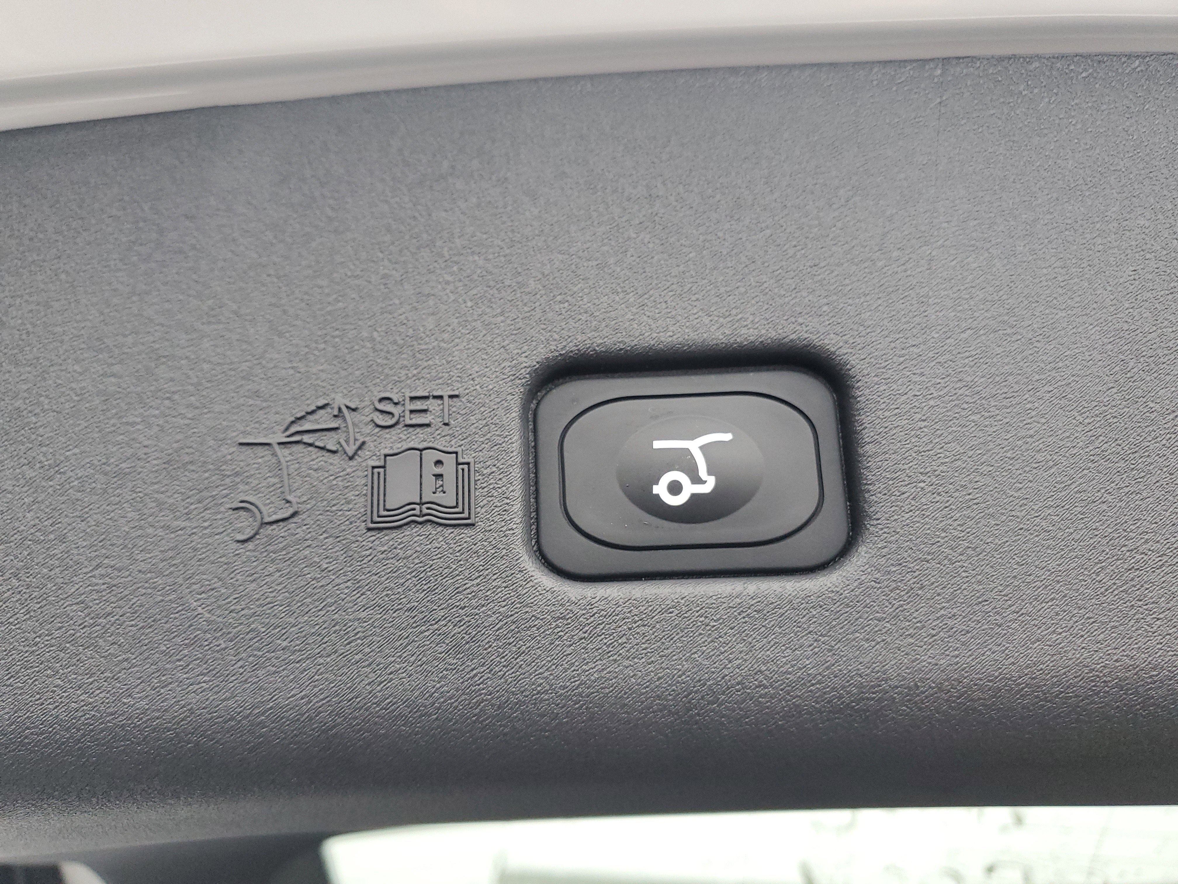 2026 Lincoln Nautilus Reserve Hybrid