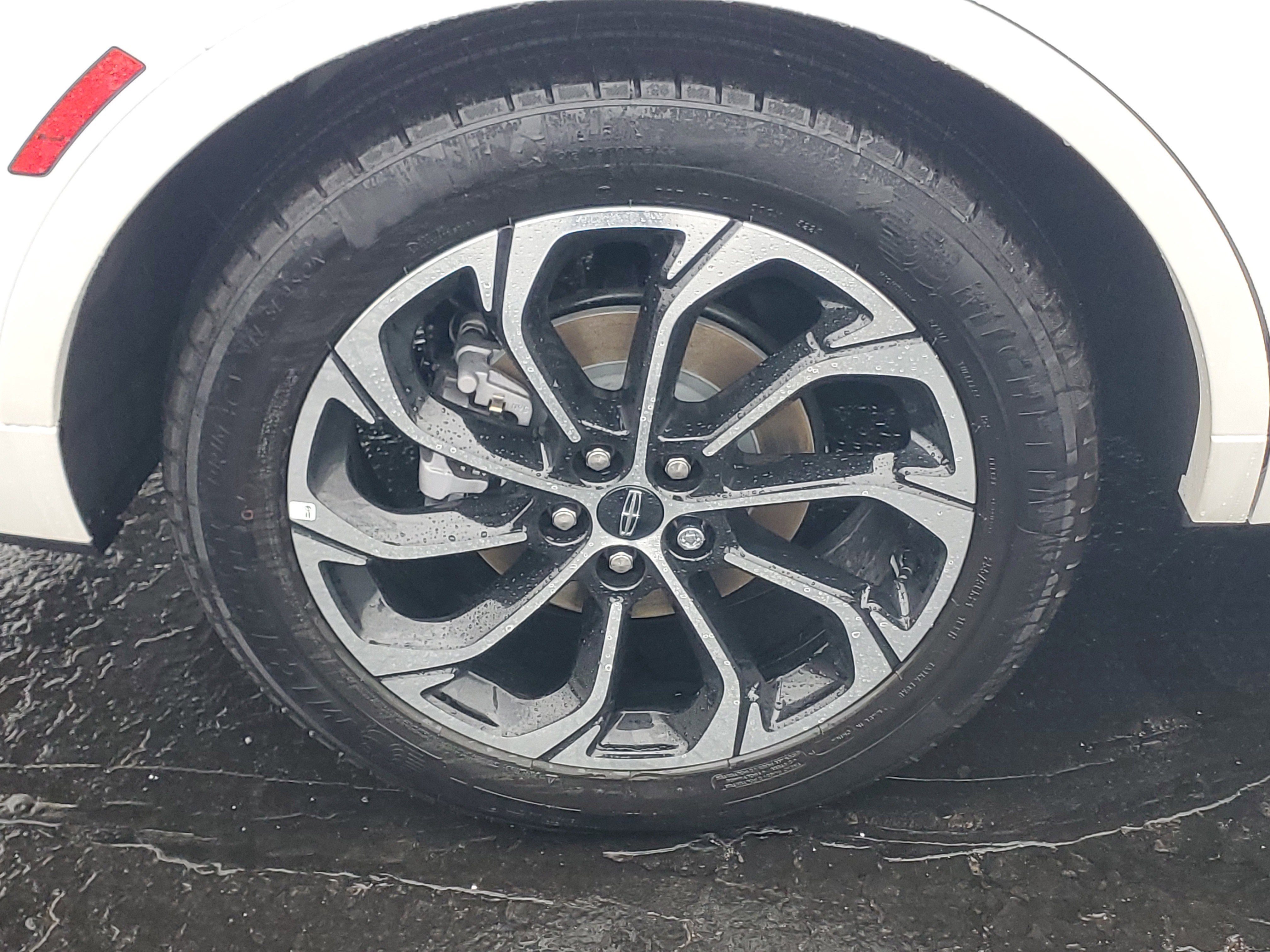 2026 Lincoln Nautilus Reserve Hybrid