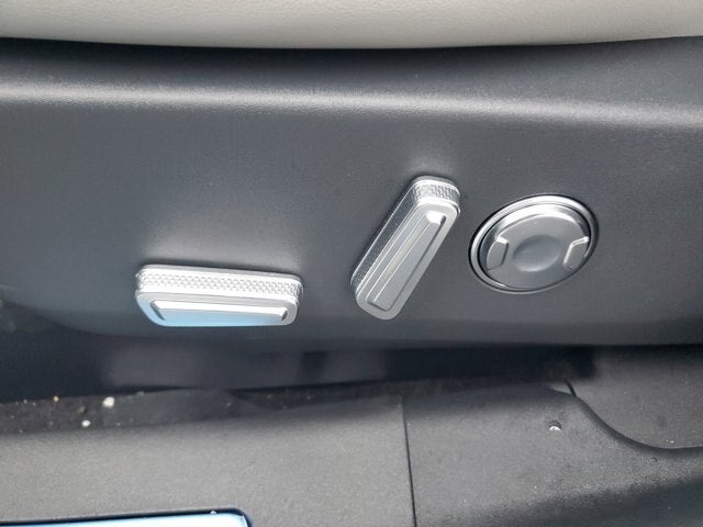 2026 Lincoln Nautilus Reserve Hybrid