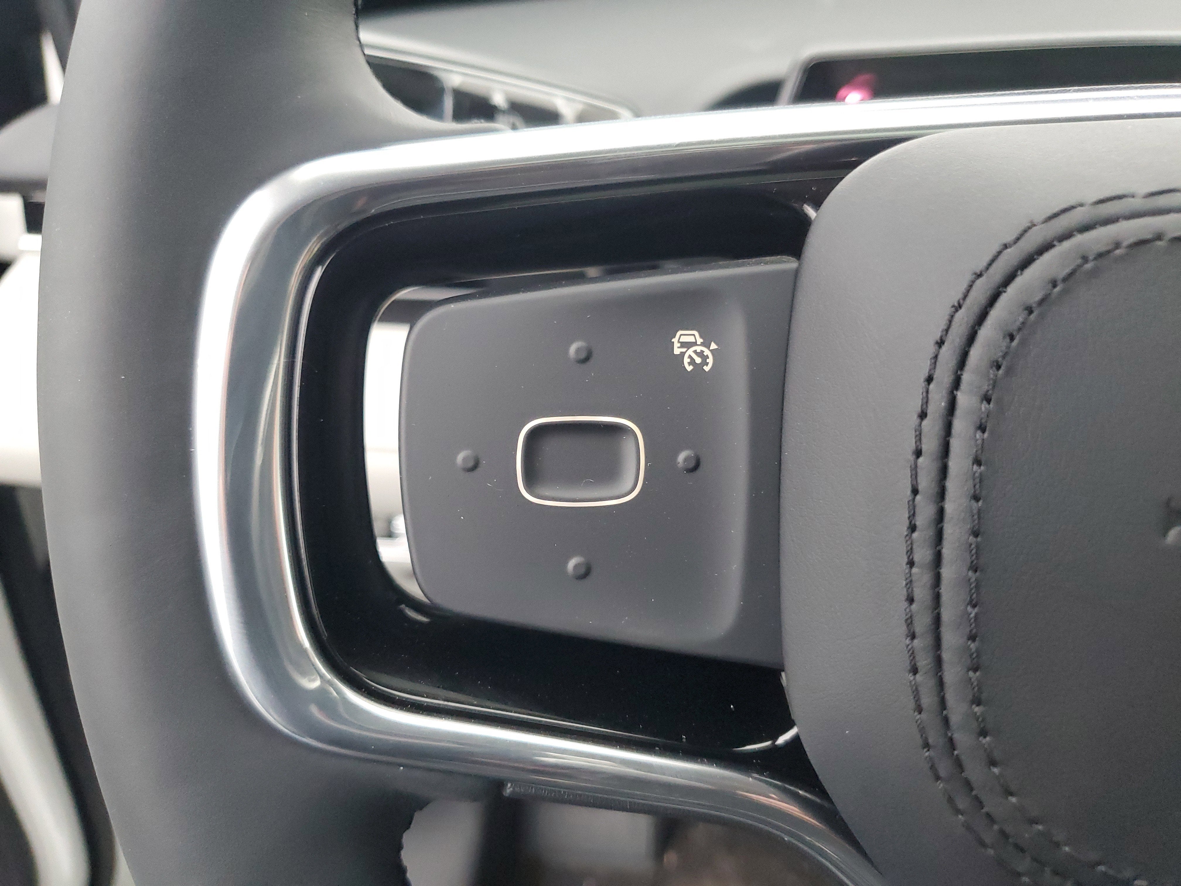 2026 Lincoln Nautilus Reserve Hybrid