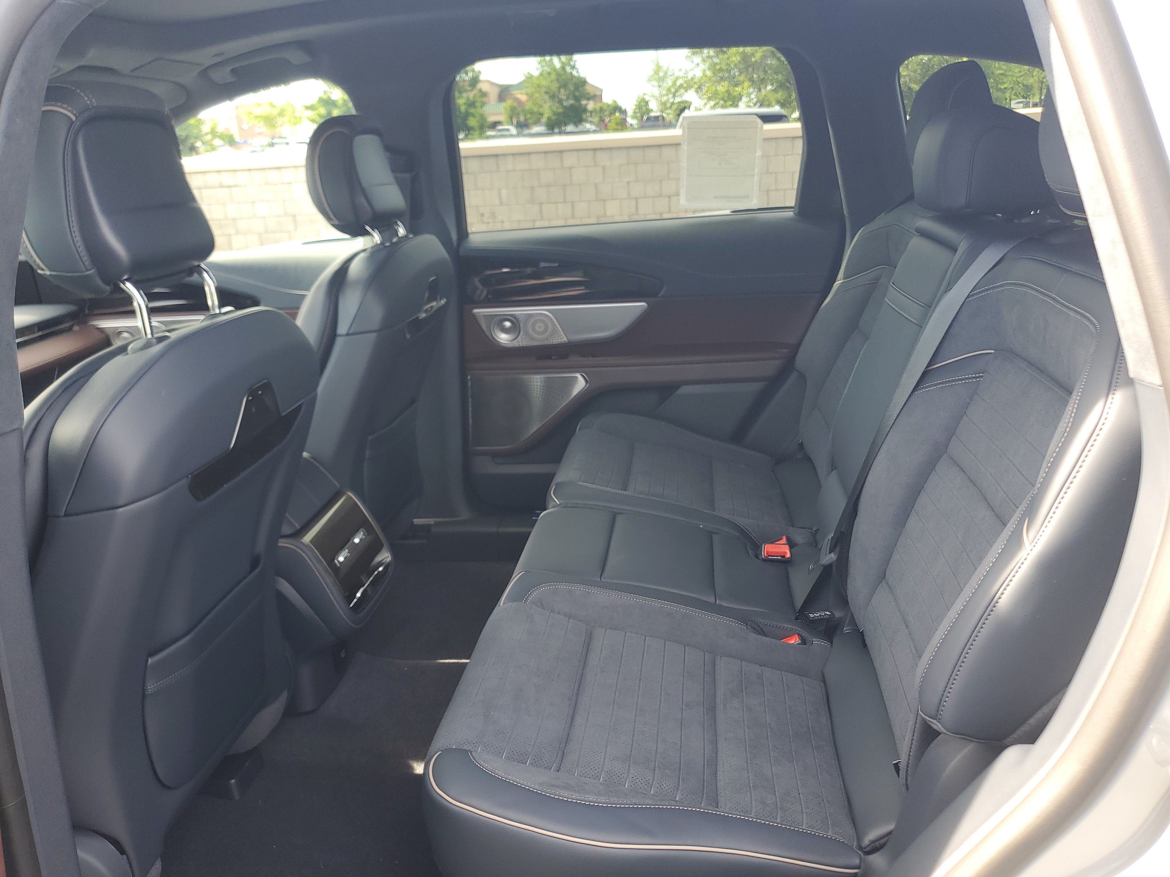 2026 Lincoln Nautilus Black Label Hybrid