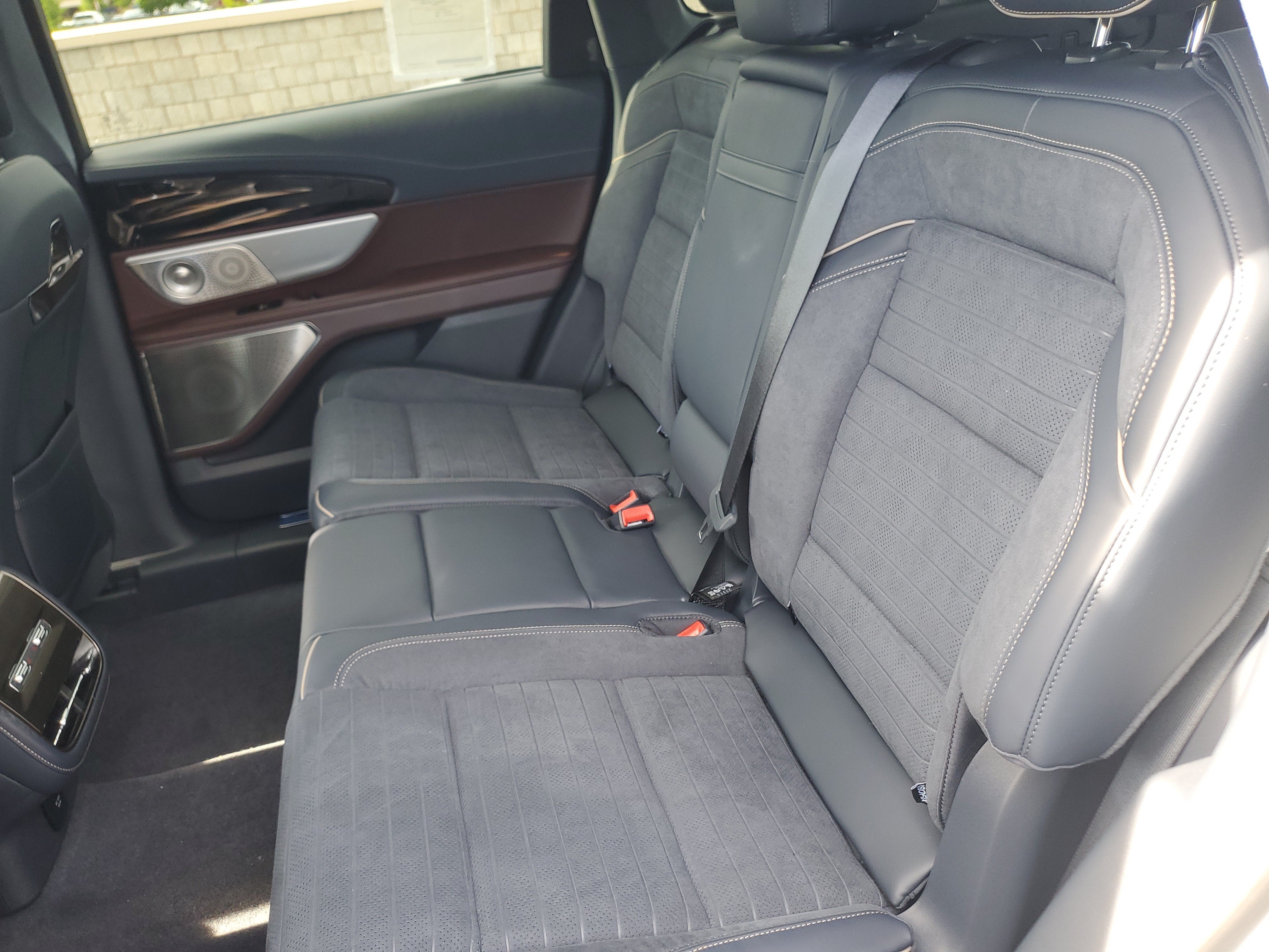 2026 Lincoln Nautilus Black Label Hybrid
