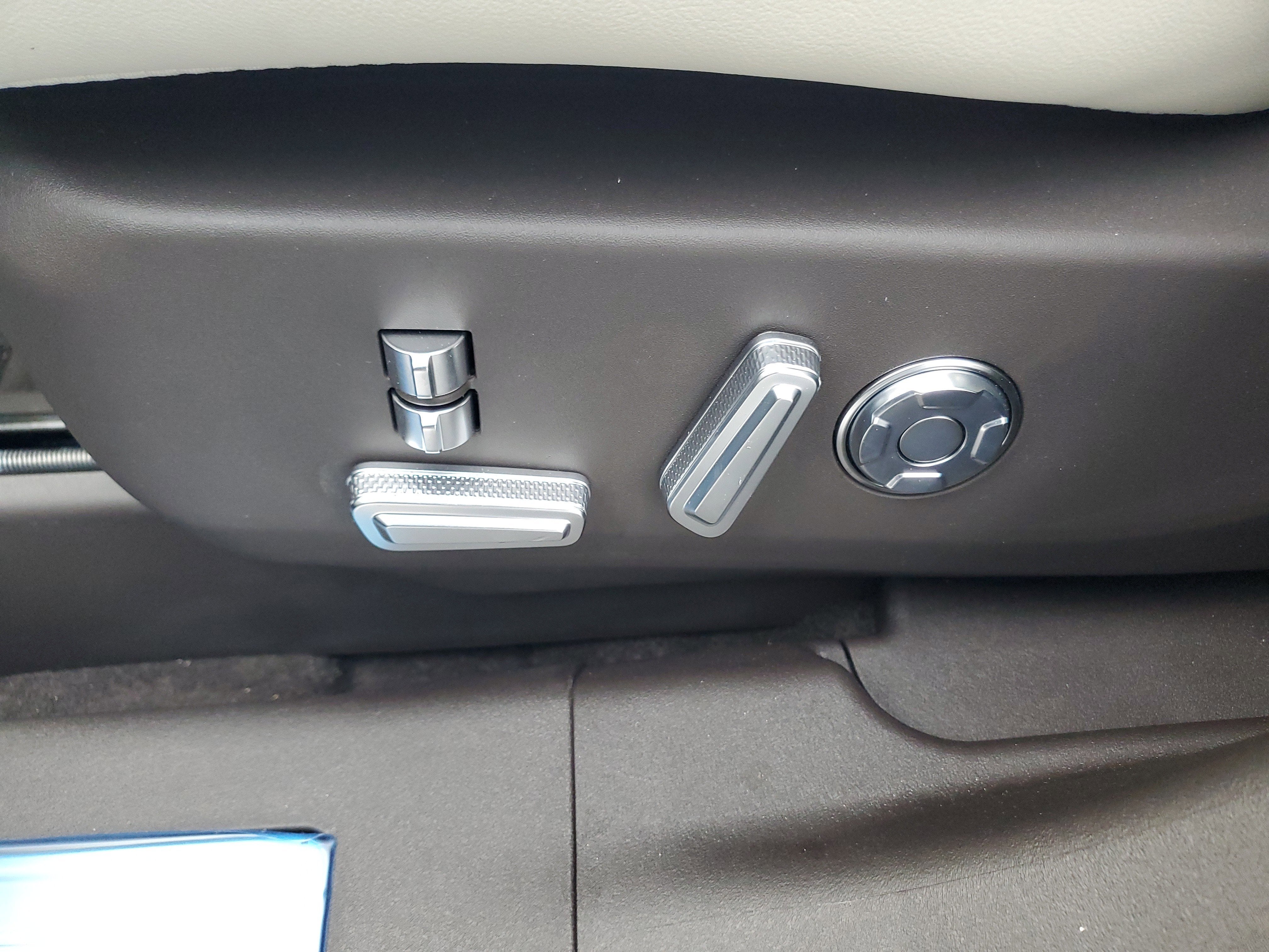 2026 Lincoln Nautilus Black Label Hybrid