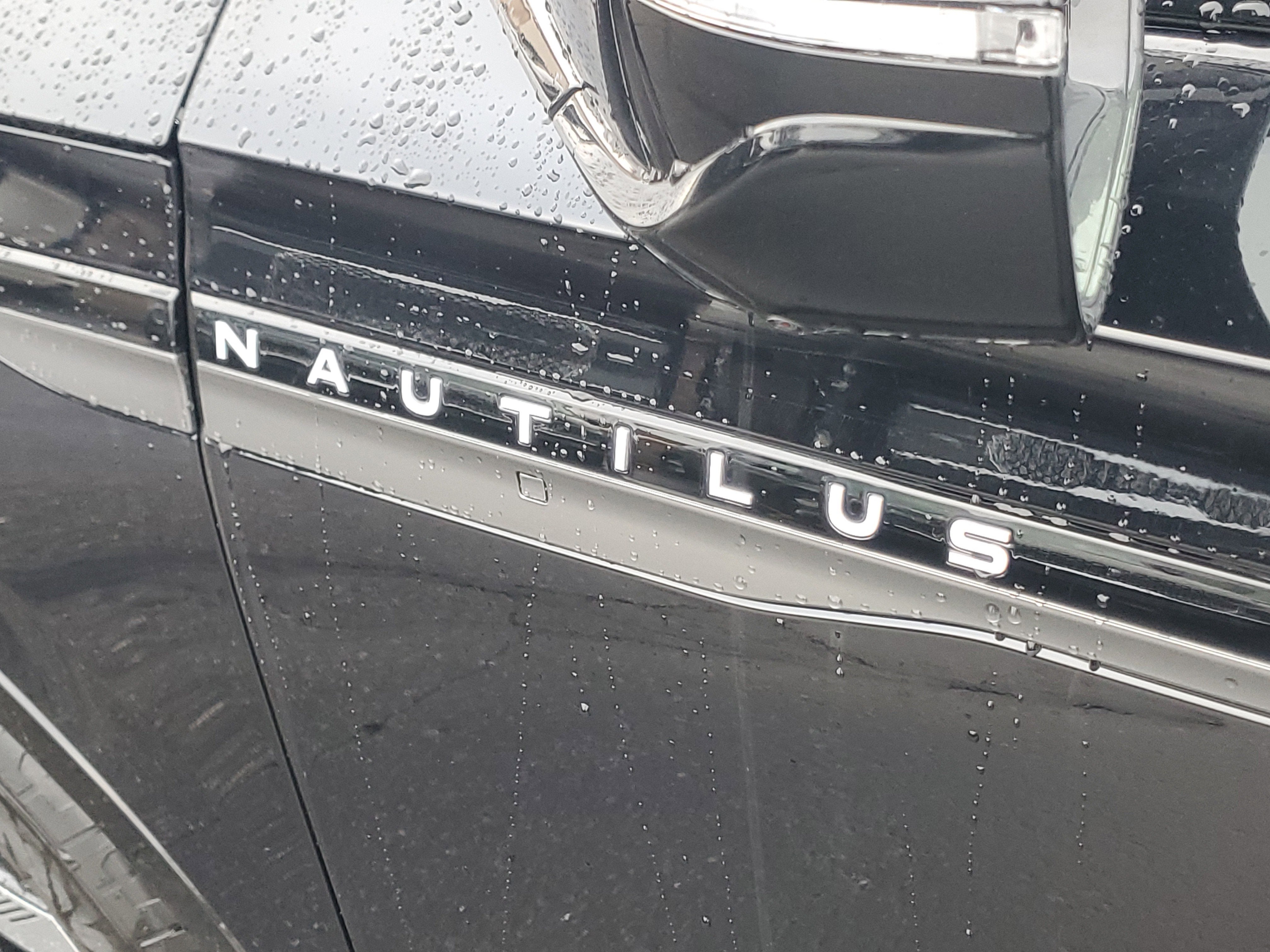 2026 Lincoln Nautilus Black Label Hybrid