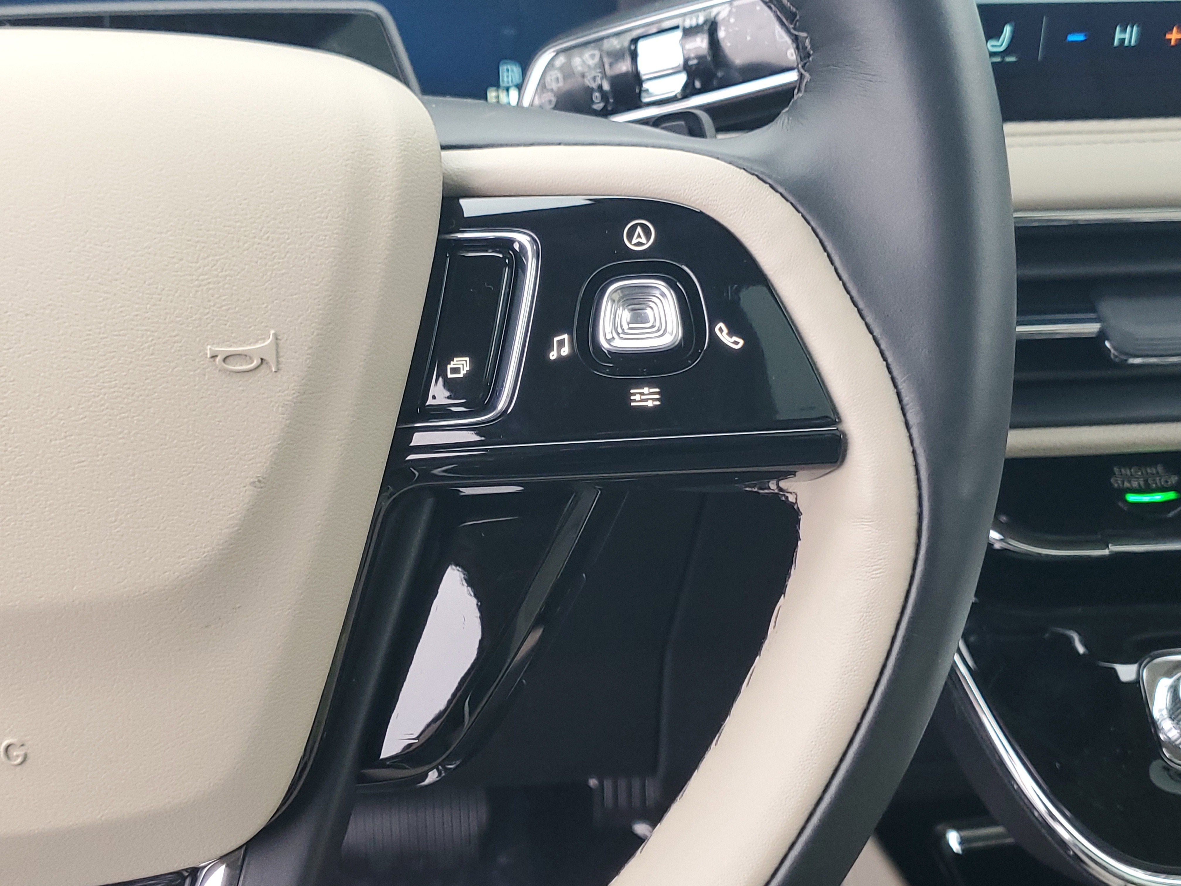 2026 Lincoln Corsair Grand Touring Hybrid