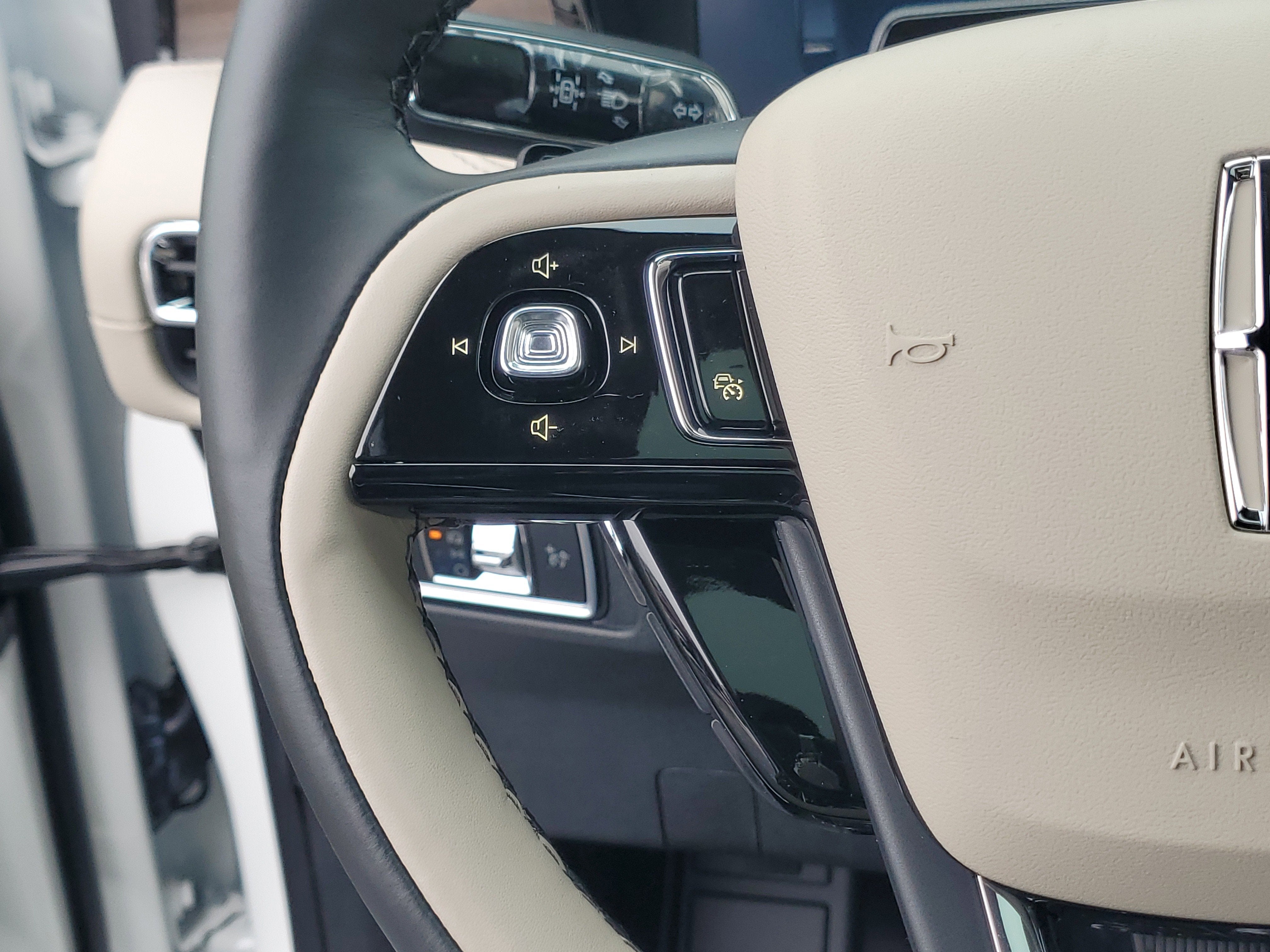 2026 Lincoln Corsair Grand Touring Hybrid