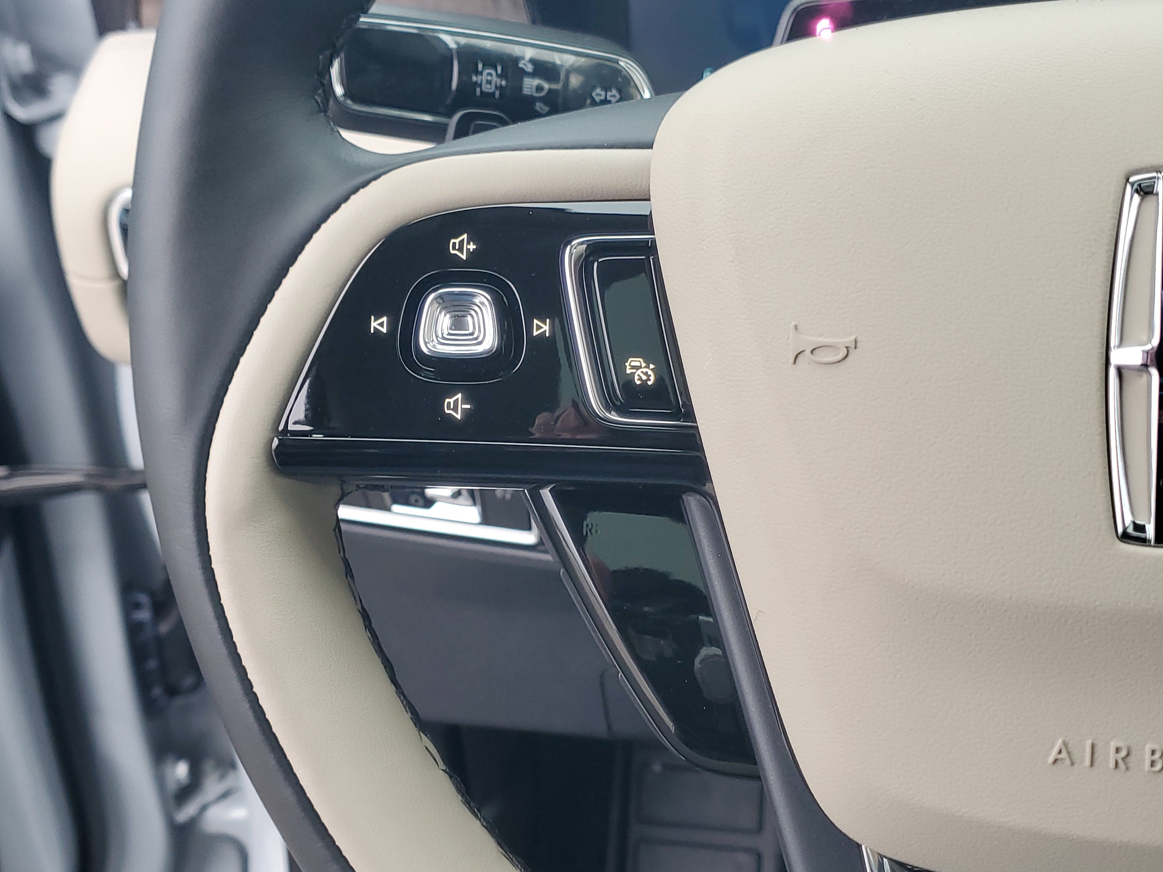 2026 Lincoln Corsair Grand Touring Hybrid