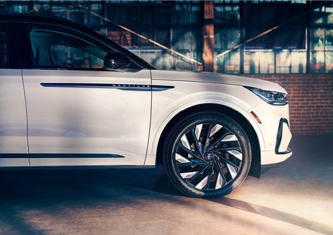 The wheels of the available Jet Appearance Package are highlighted. | Varsity Lincoln in Novi MI