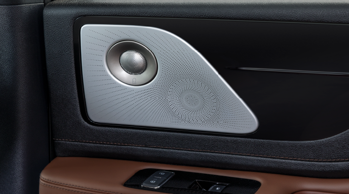 A close-up of a speaker located on the door’s interior is shown. | Varsity Lincoln in Novi MI