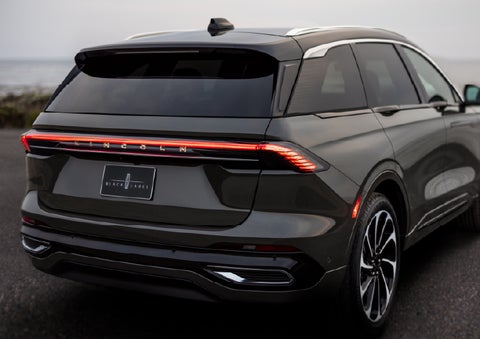 The rear of a 2026 Lincoln Black Label™ Nautilus® SUV displays full LED rear lighting. | Varsity Lincoln in Novi MI